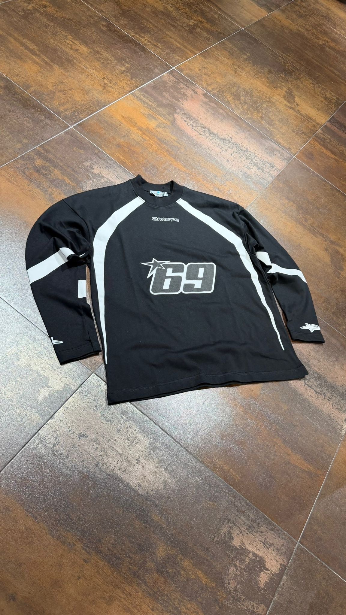 T-SHIRT LONGSLEEVE LIMITED