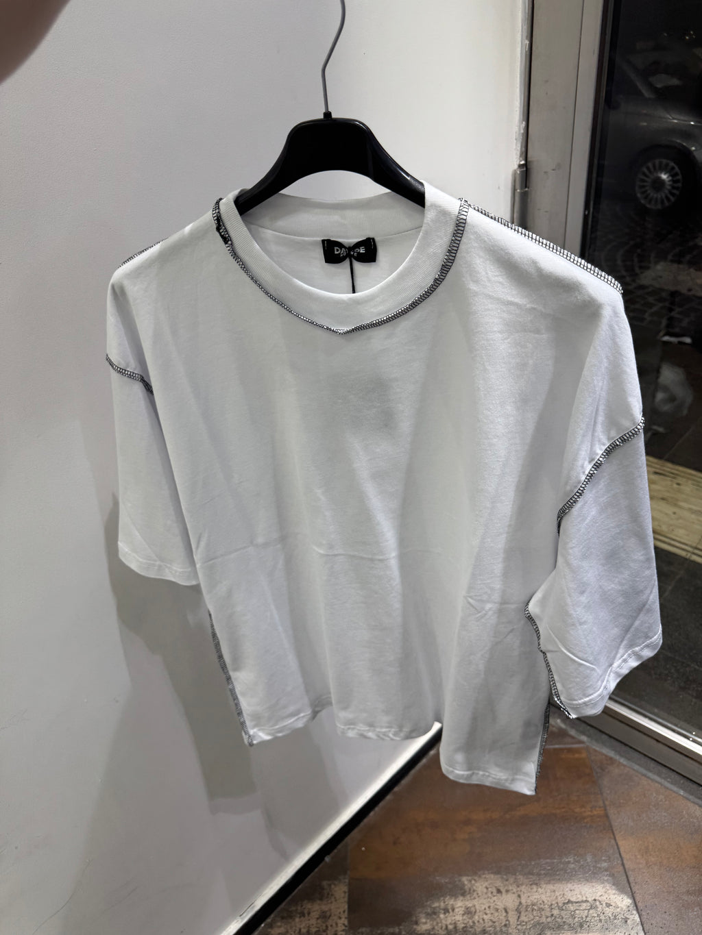 T-SHIRT HK