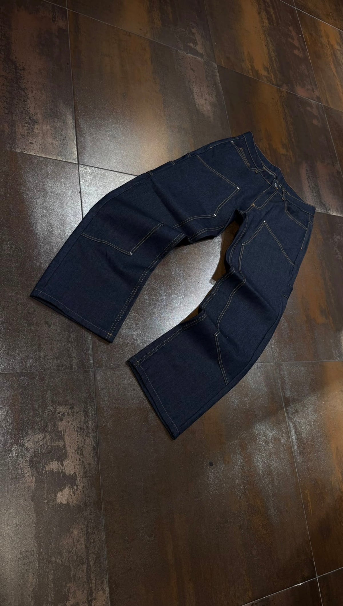 JEANS DISCOVERY