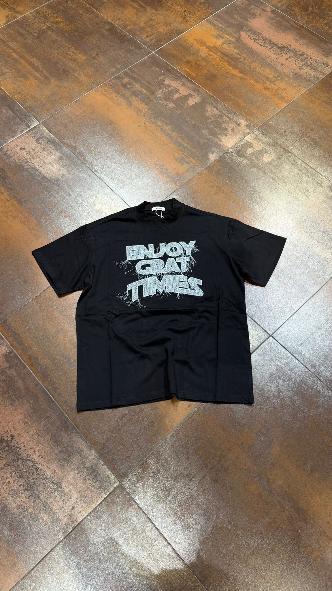 T-SHIRT ENJOY