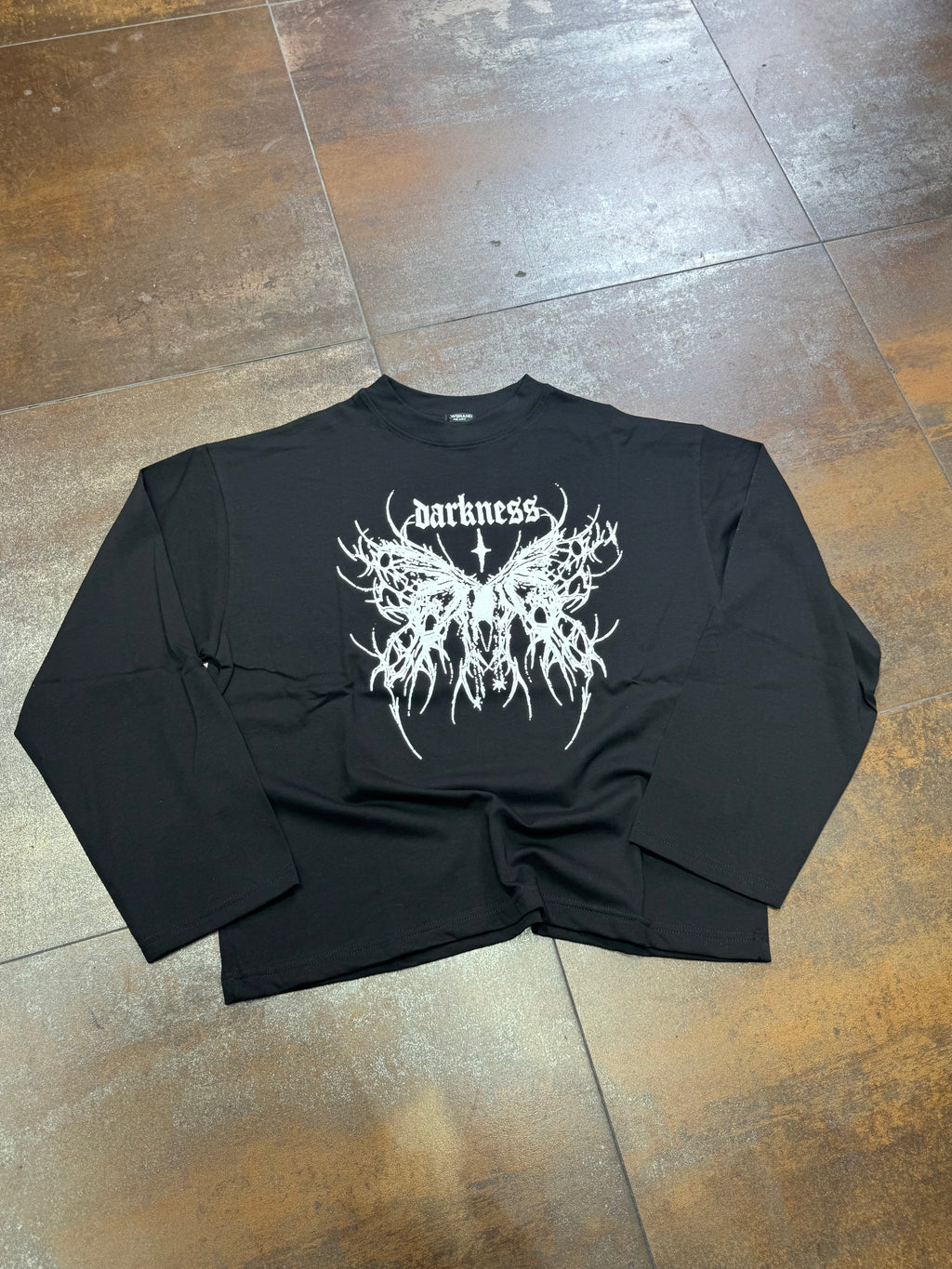 T-SHIRT LONGSLEEVE DARKNESS