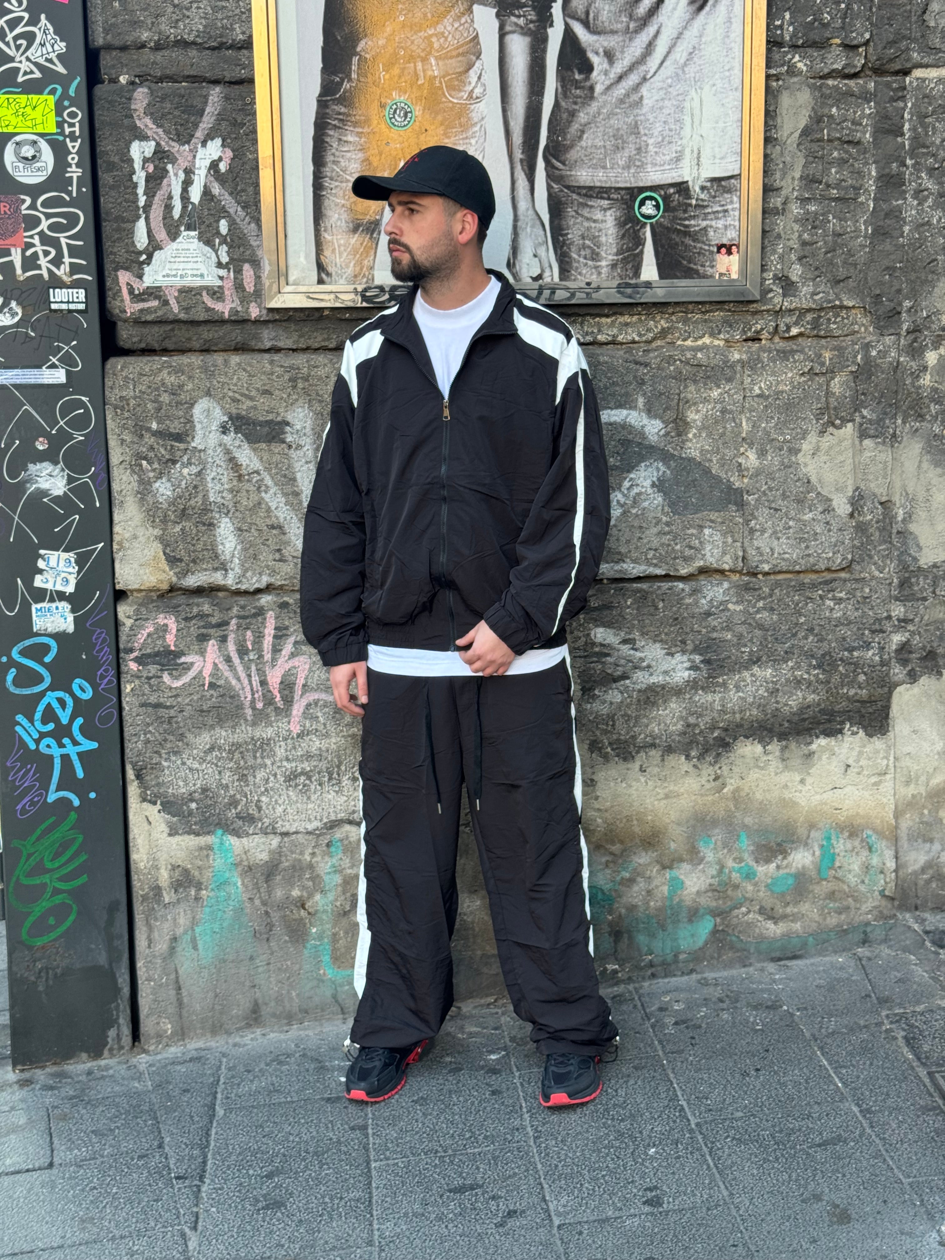 CORDSET BLACK & WHITE