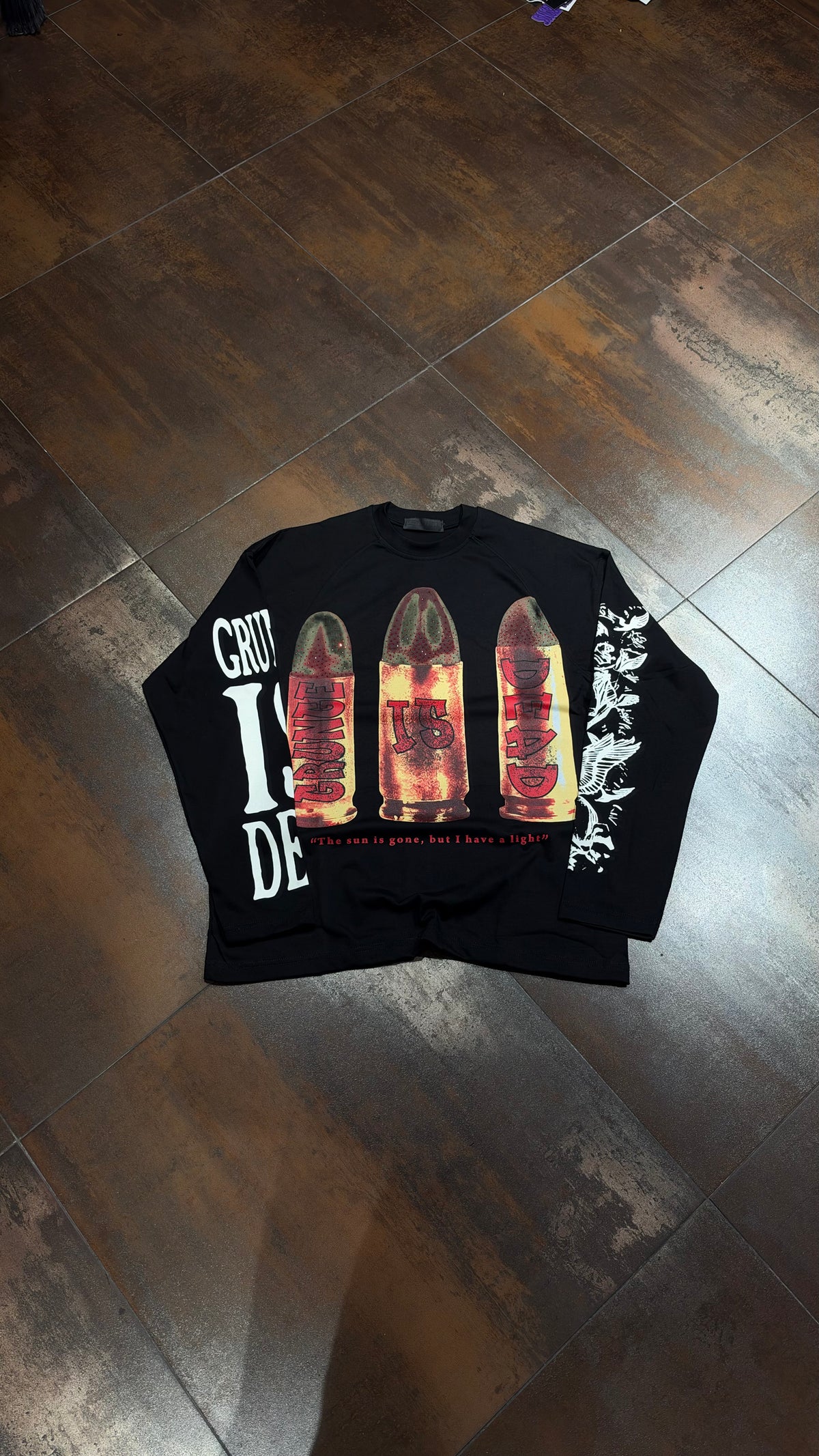 LONGSLEEVE DEPENDENCIA