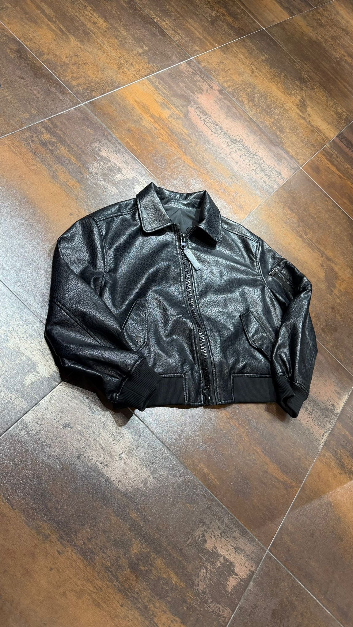 JACKET LIMITED