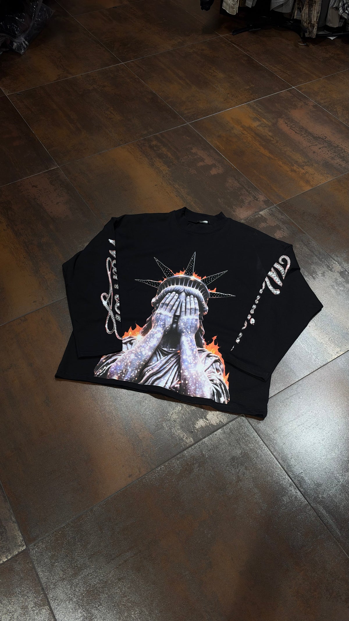 LONGSLEEVE NY LIMITED