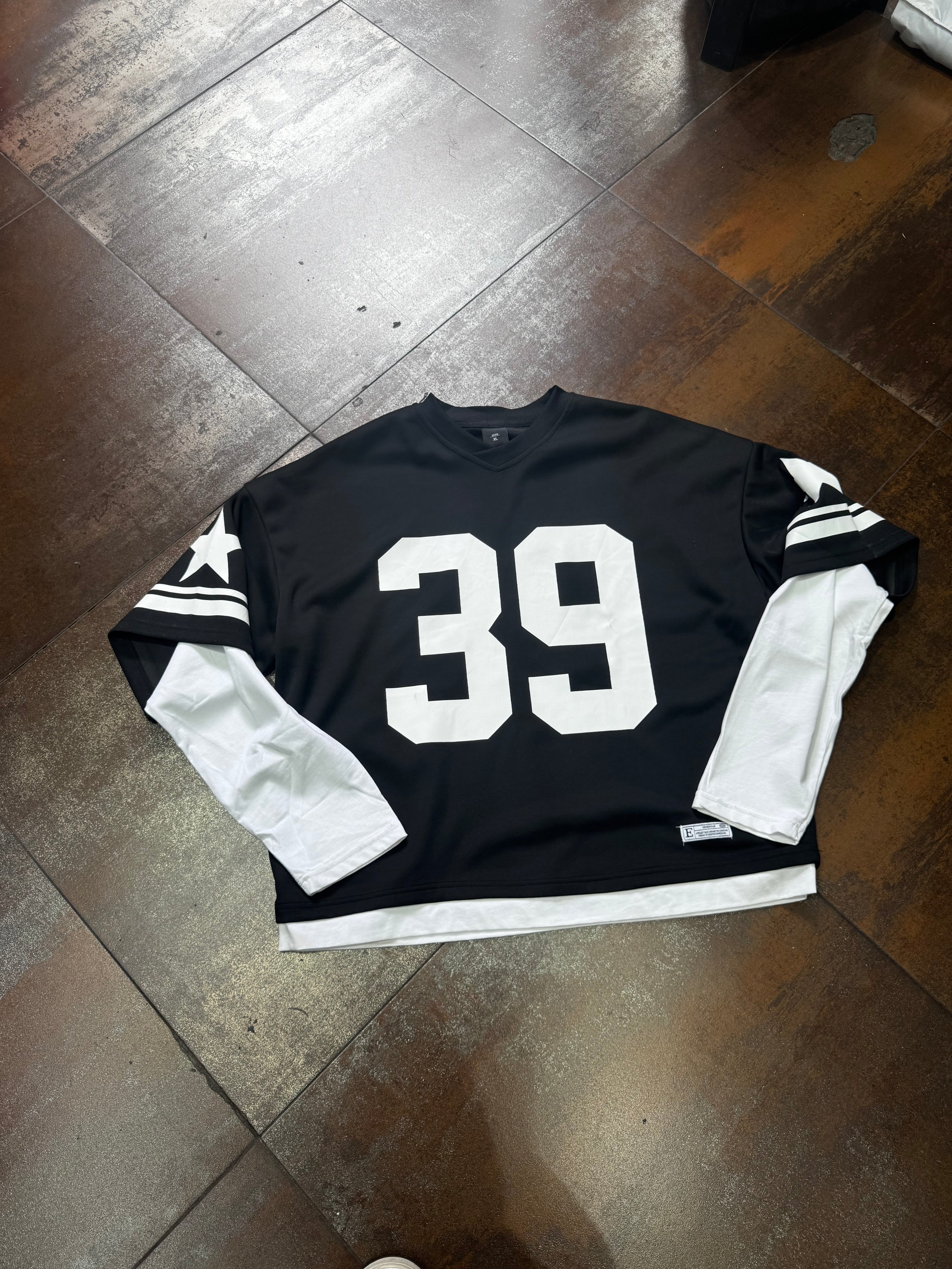 LONGSLEEVE DARK