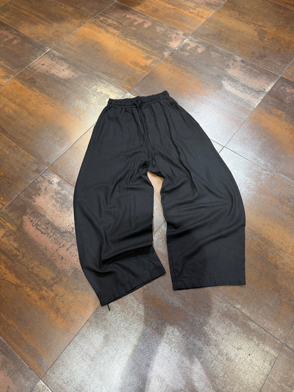 PANTALACCIO LINO HK