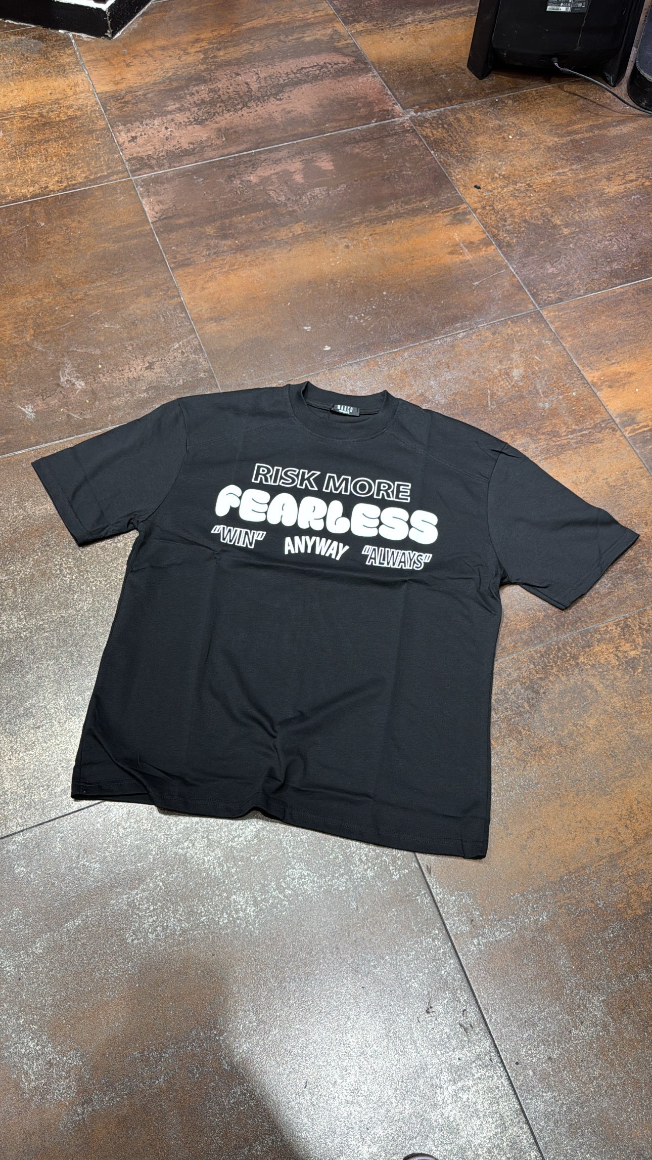 T-SHIRT FEARLESS