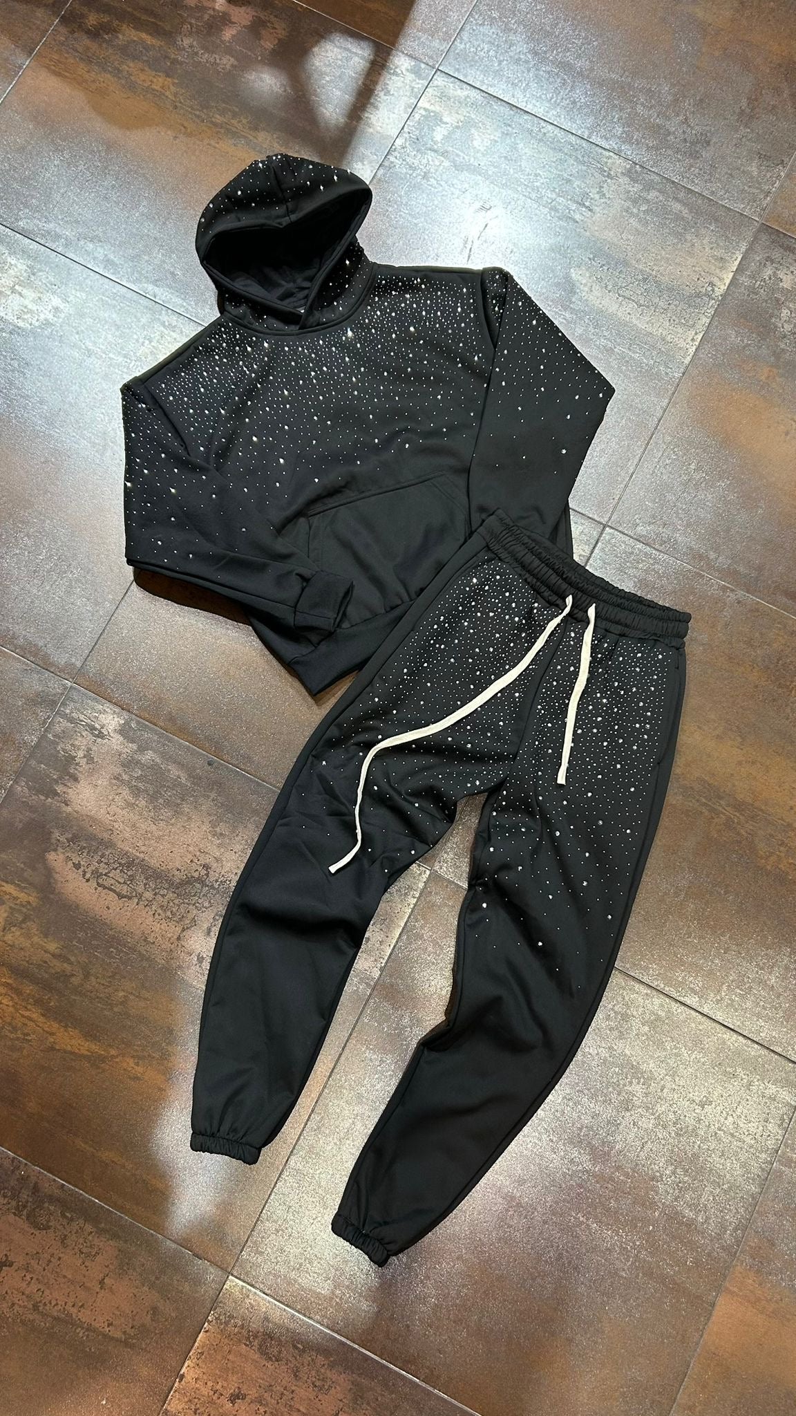 COORDINATO TUTA BRILLANTINATO