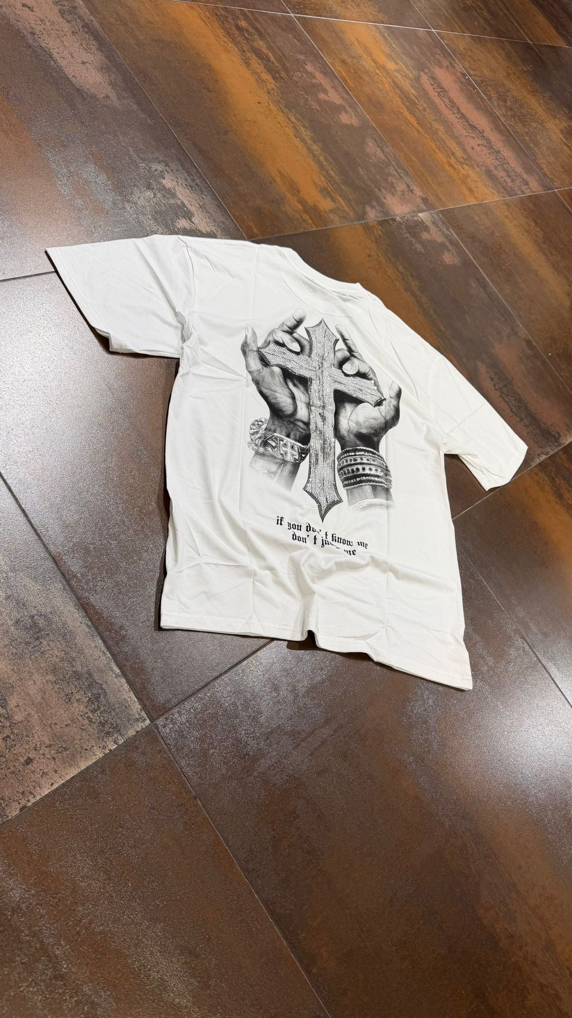 T-SHIRT CREATIVE