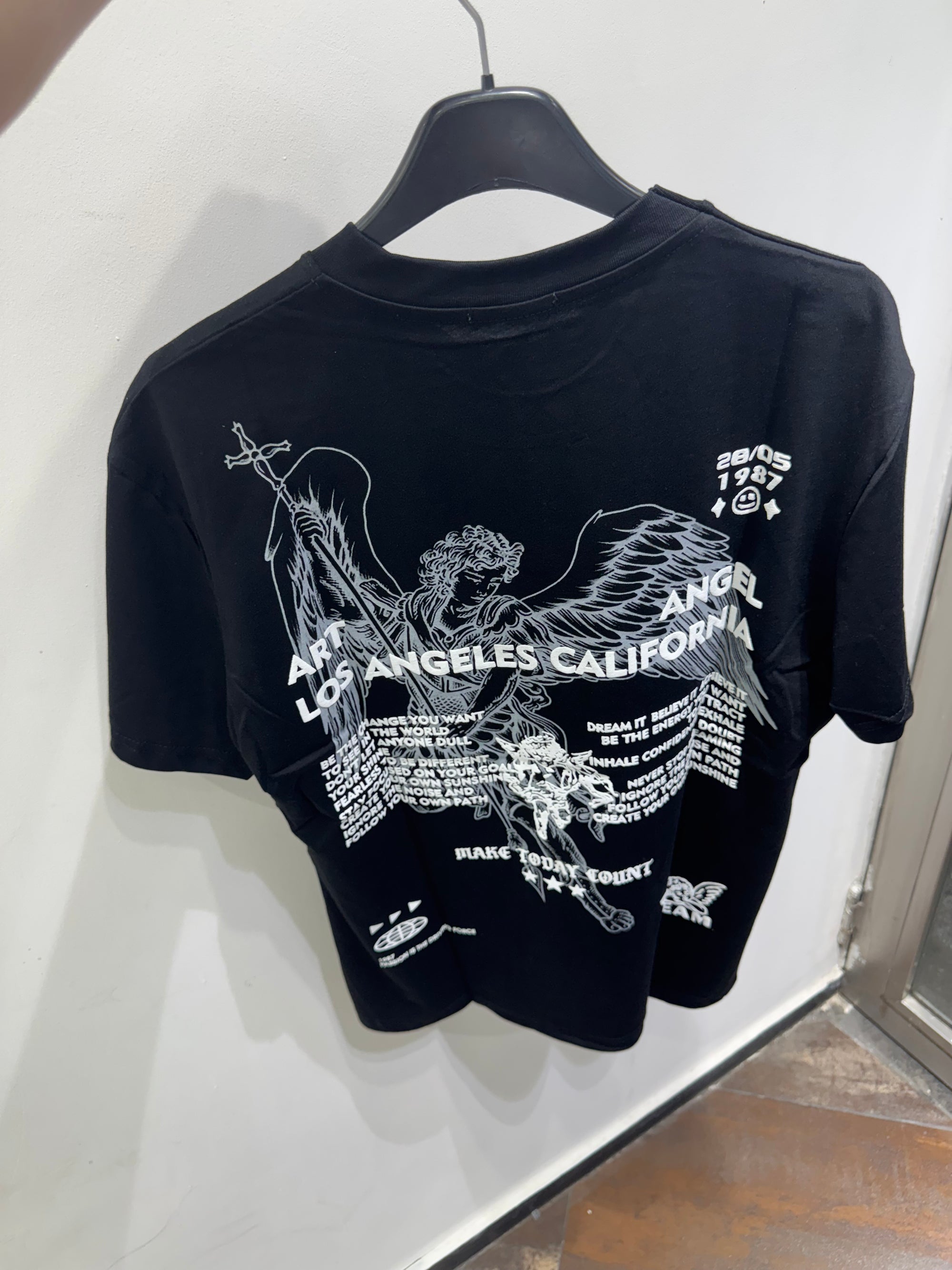 T-SHIRT HK