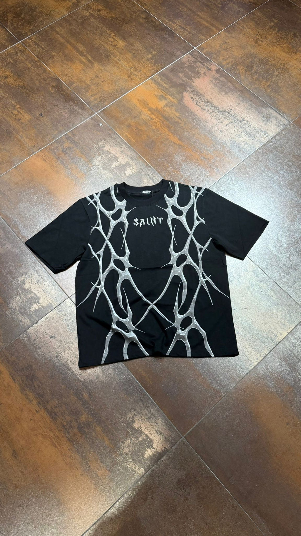 T-SHIRT SAINT LIMITED