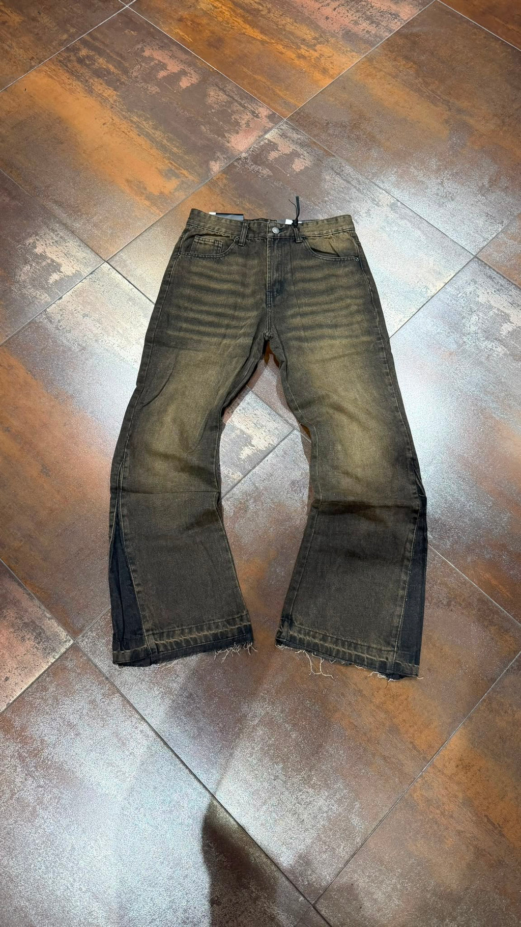 FLARE MART DARK SAND