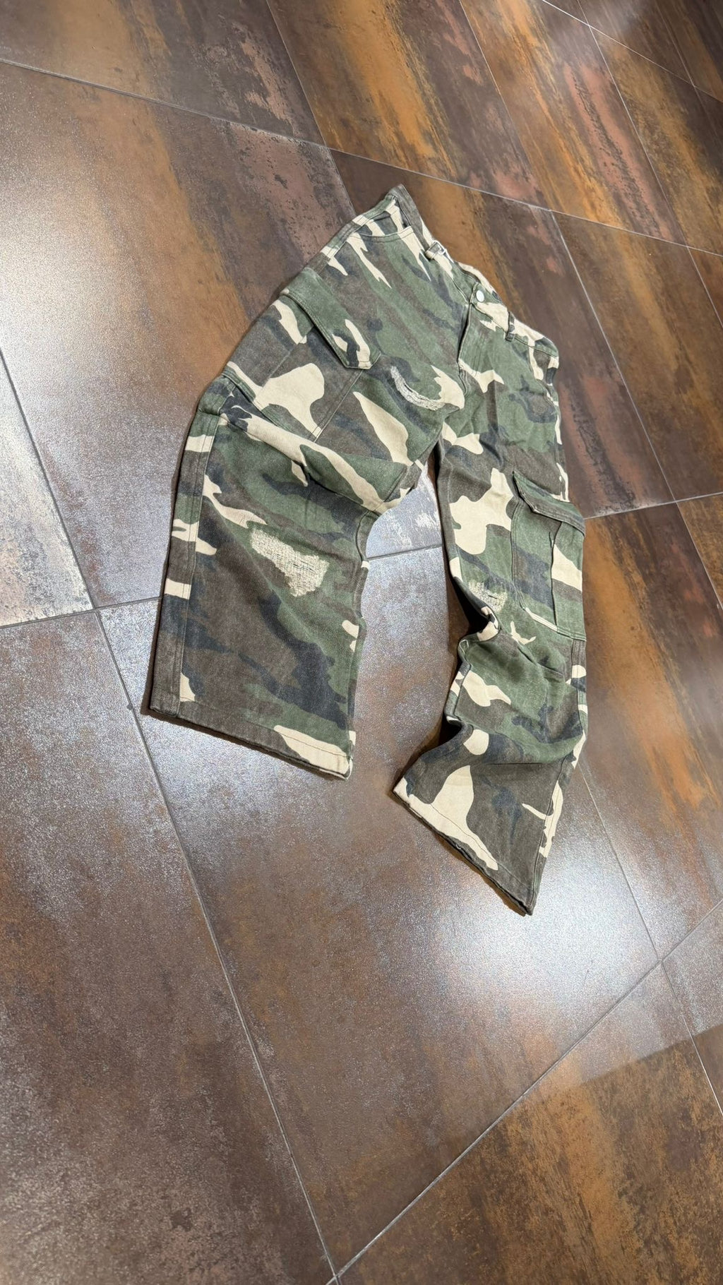 BAGGY CAMO AW BRAND