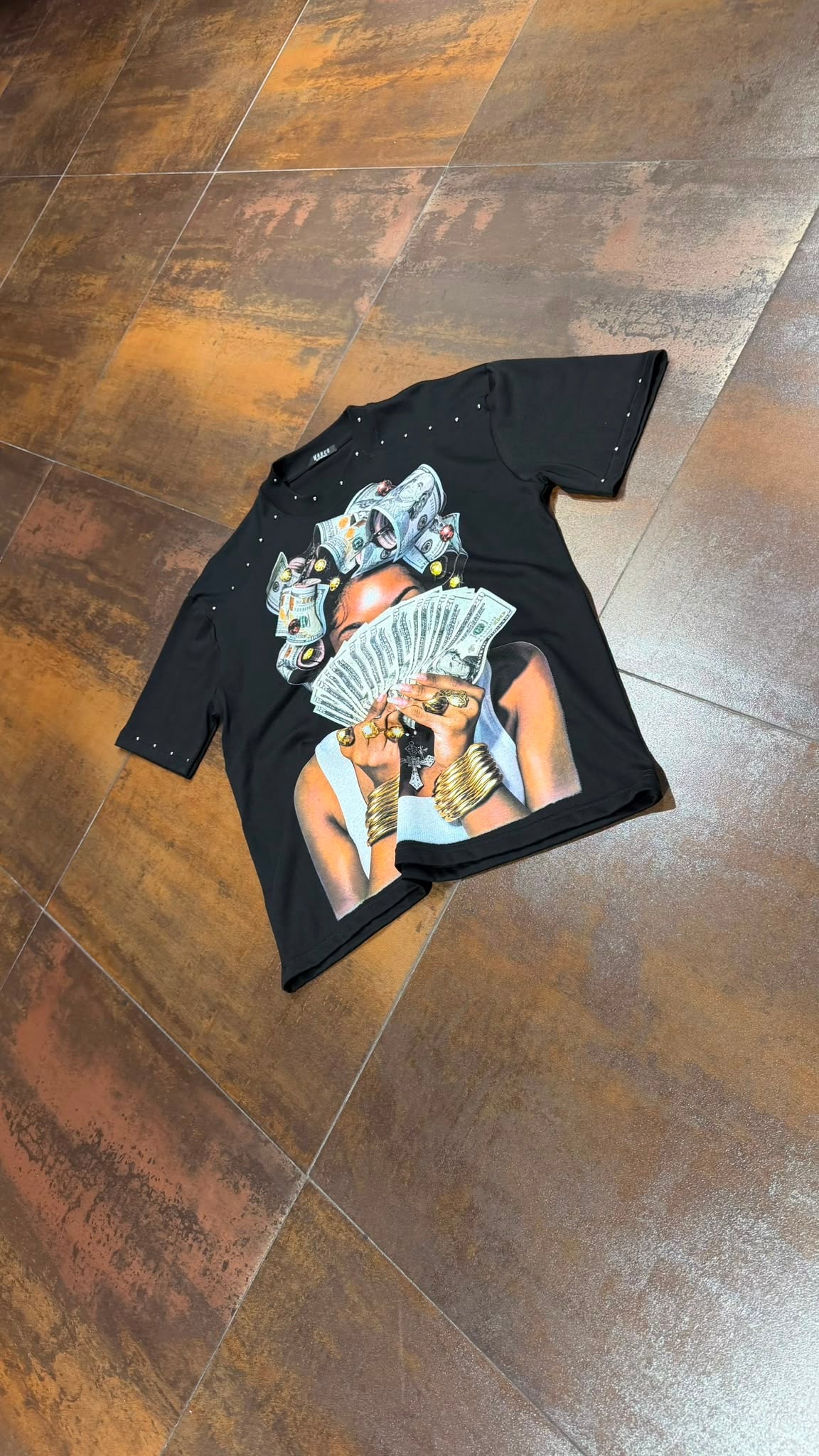 T-SHIRT MONEY PLUS