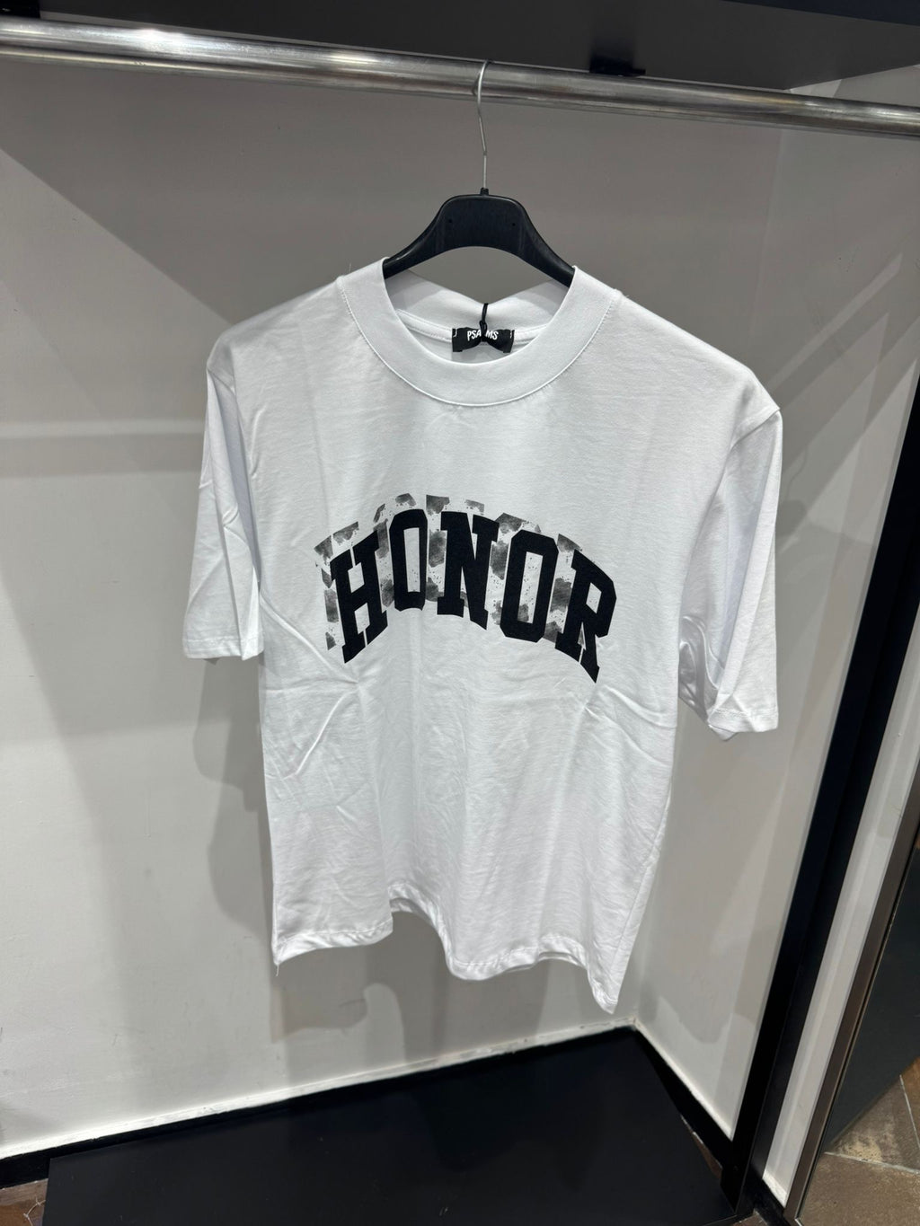 T-SHIRTS HONOR