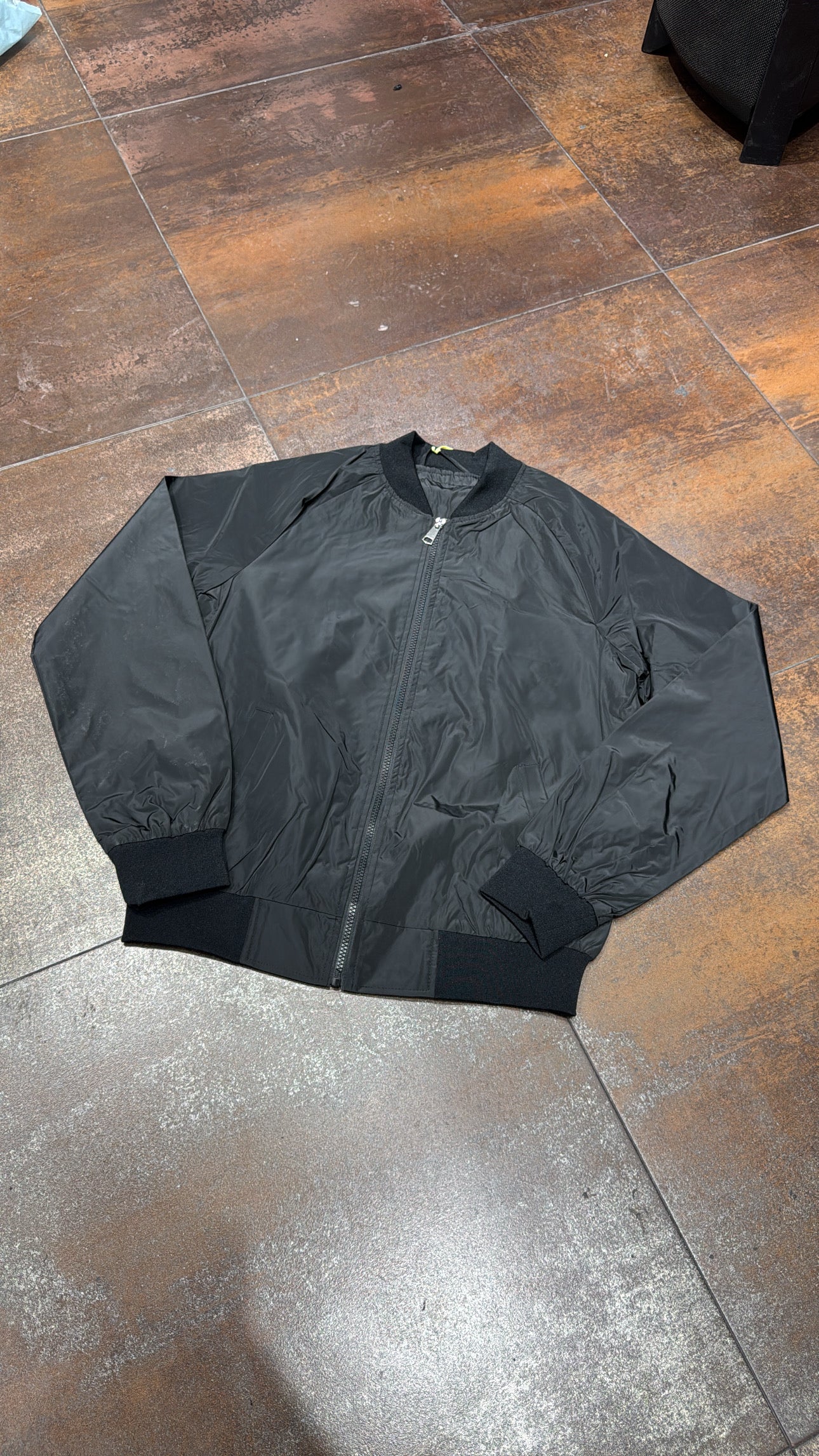GIUBB BLACK