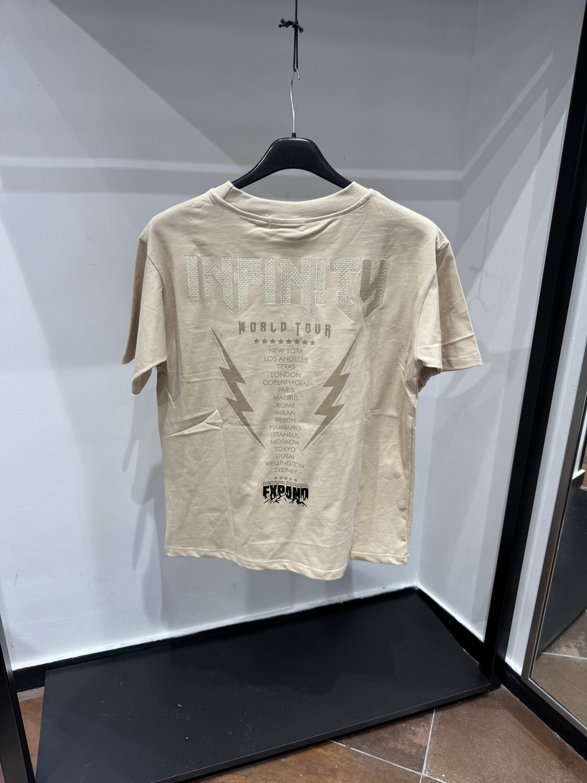 T-SHIRT INFINITY TOUR