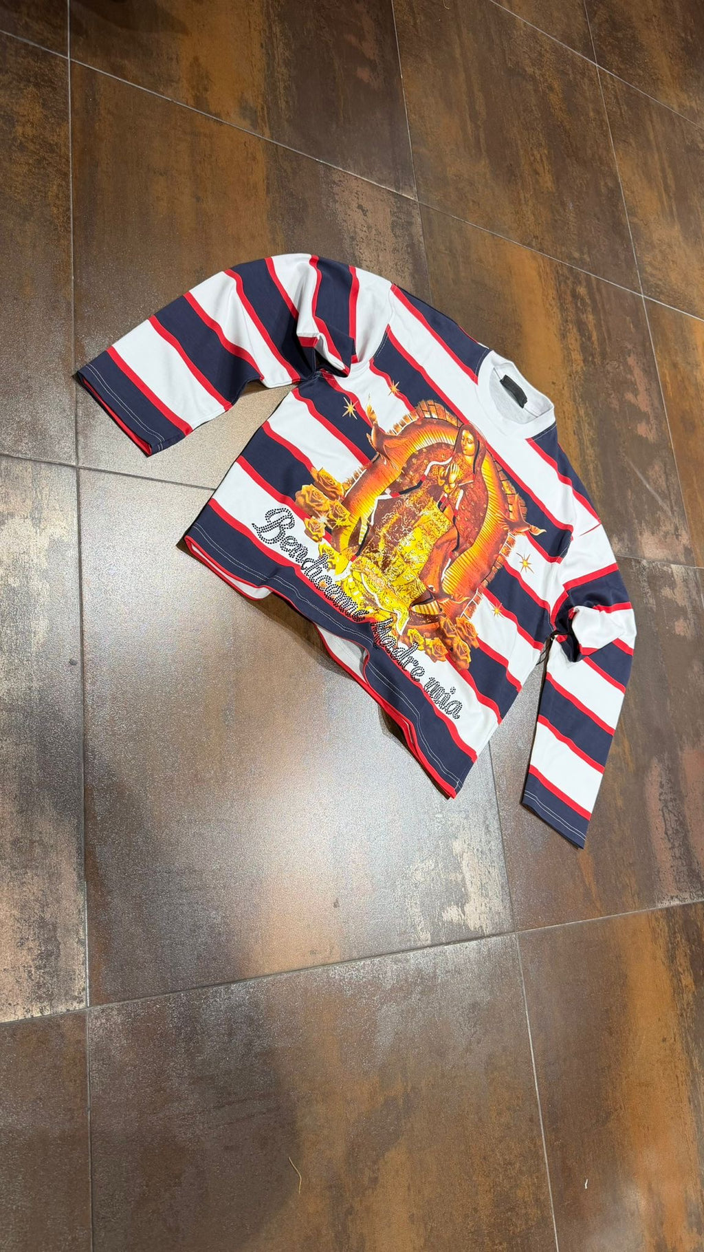 T-SHIRT LONGSLEEVE DEPENDENCIA