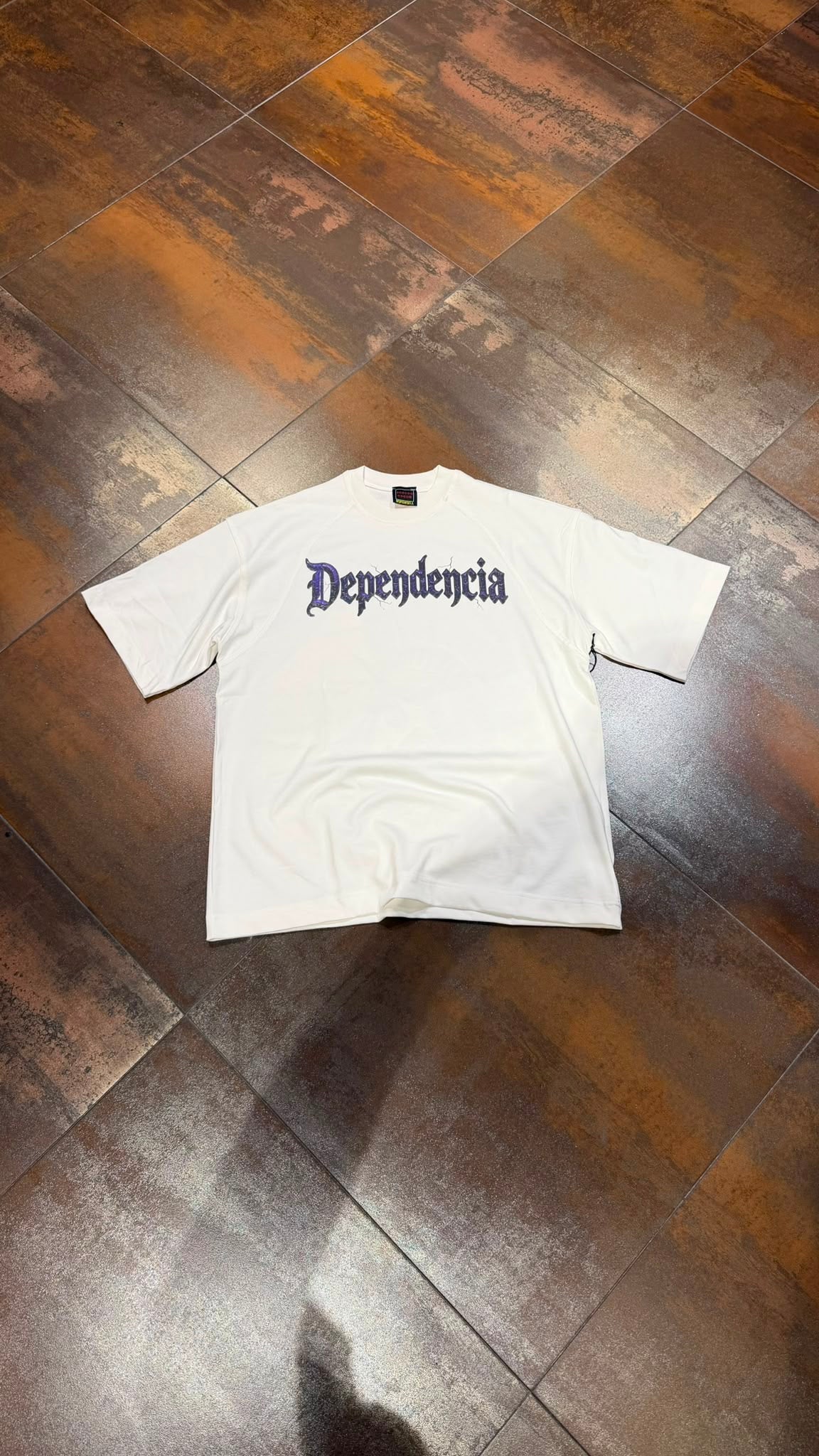 T-SHIRT DEPENDENCIA