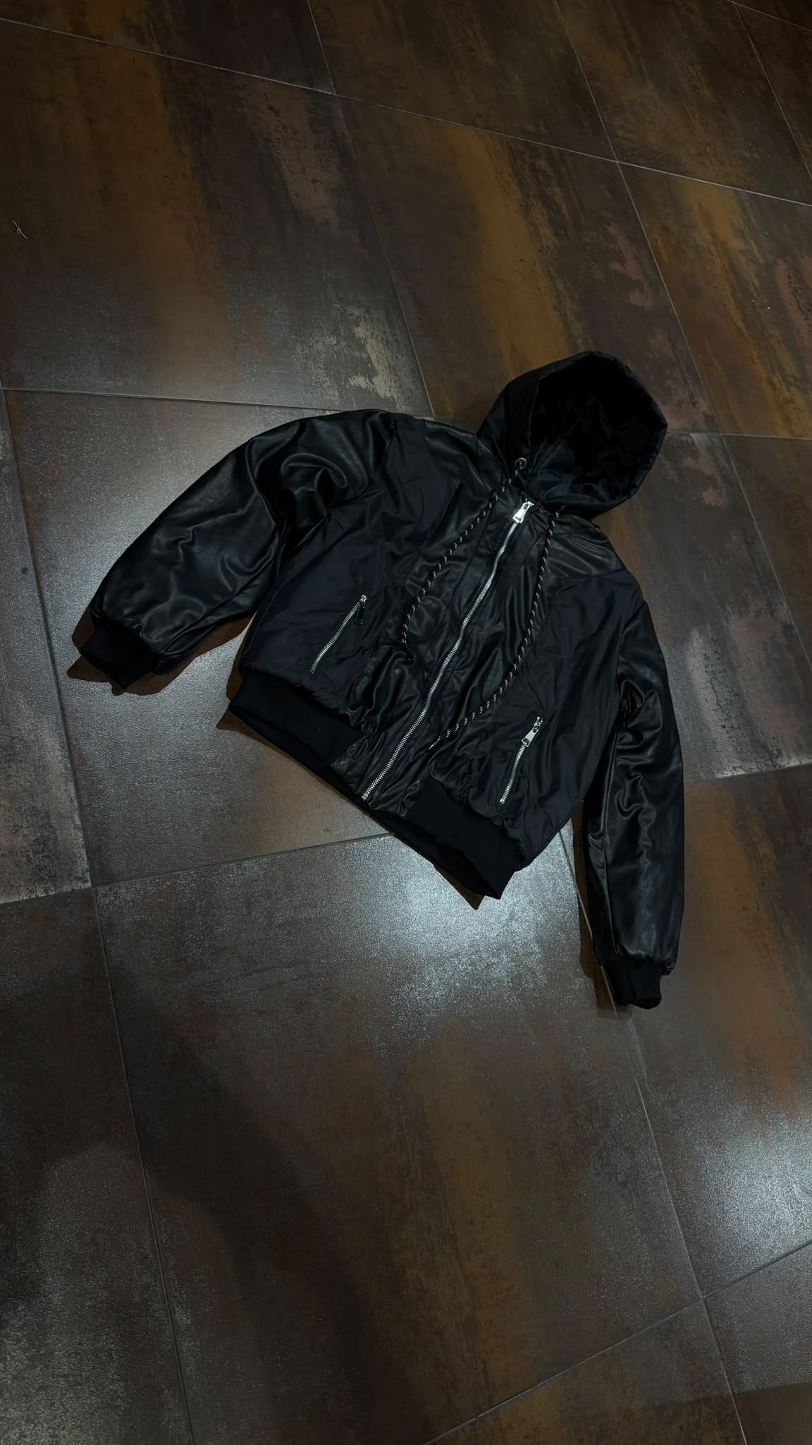 JACKET HUSTLE LIMITED