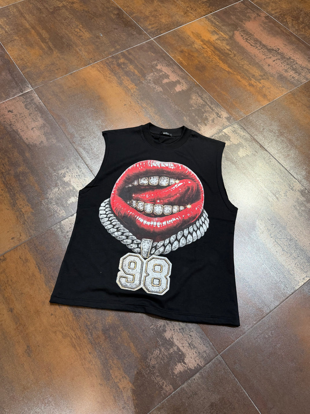 SMANICATO MOUTH