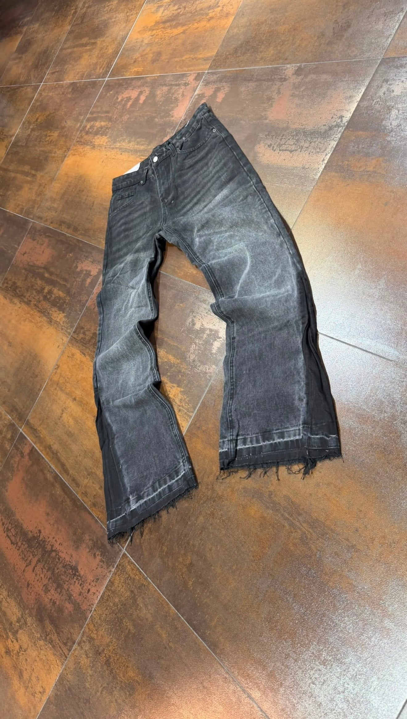 FLARE MART BLACK