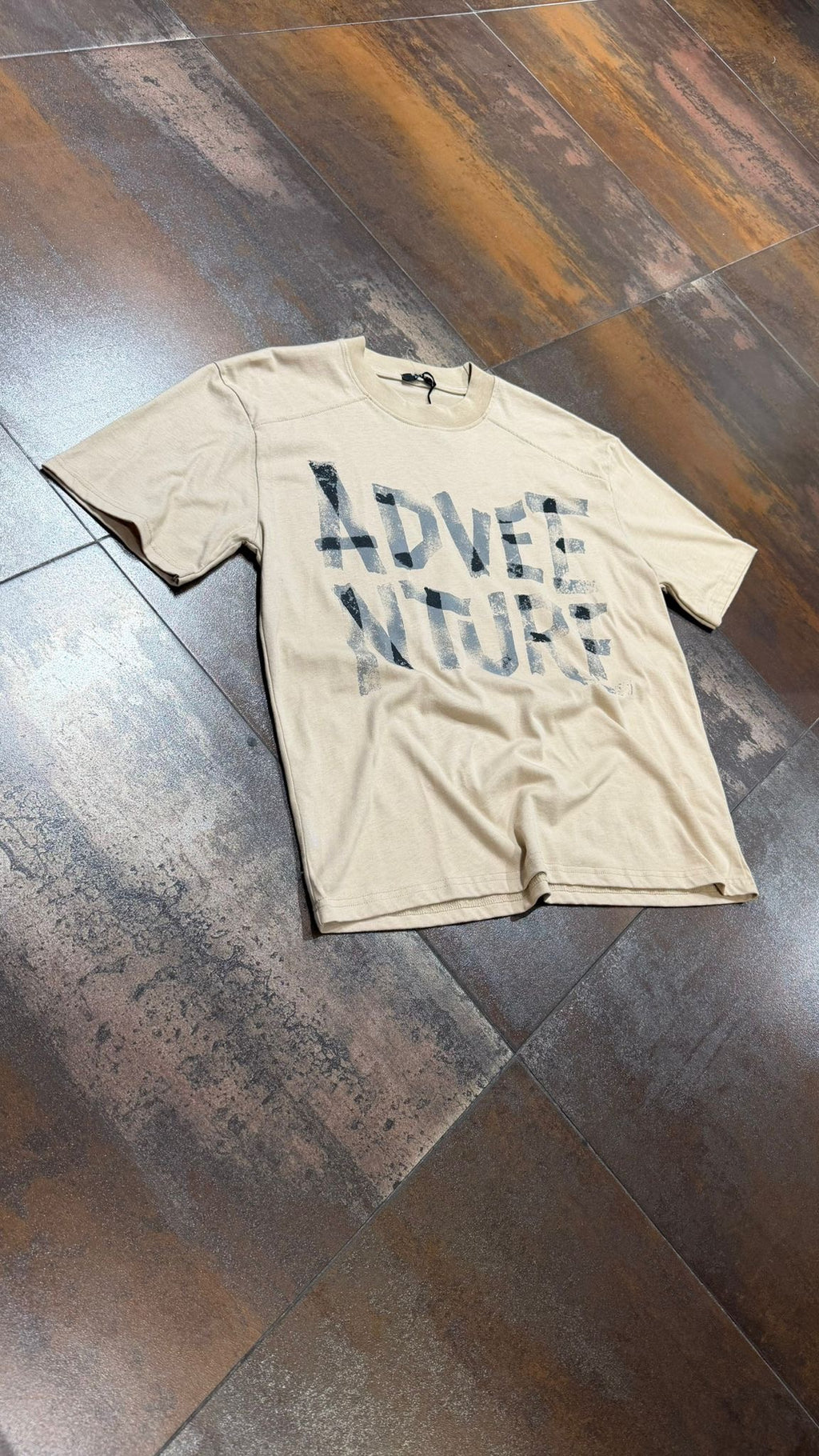 T-SHIRT ADVENTURE