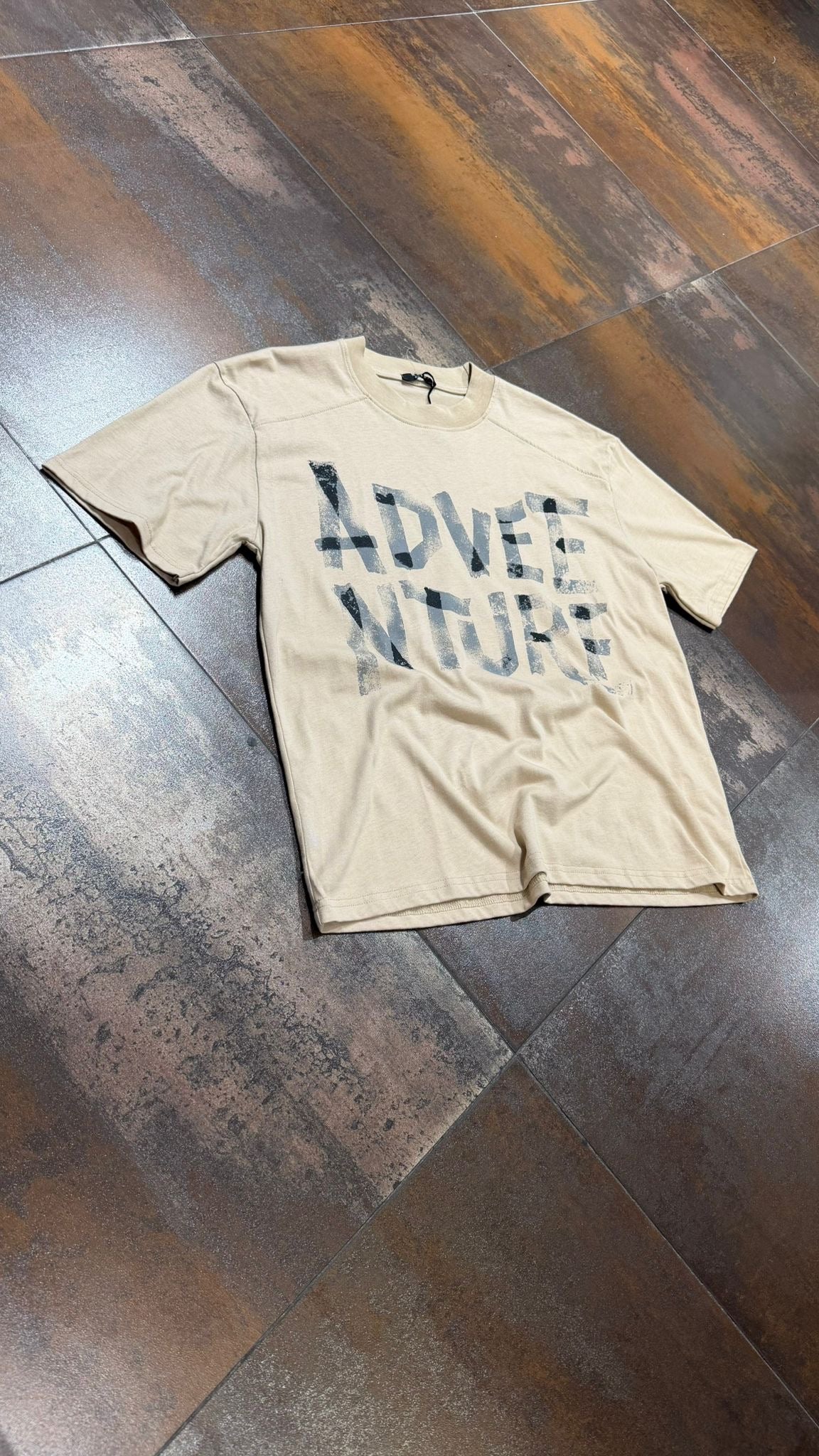 T-SHIRT ADVENTURE