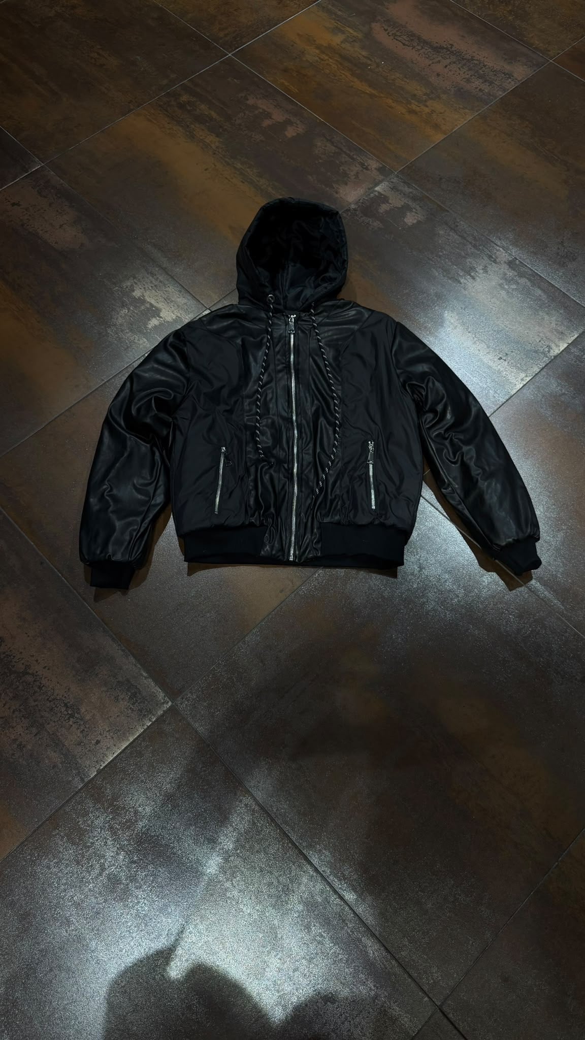 JACKET HUSTLE LIMITED