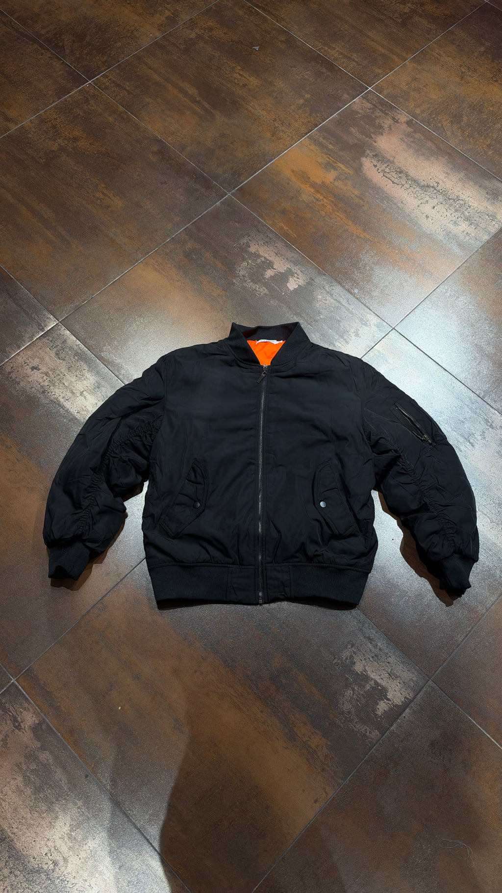 BOMBER HK AW BRAND