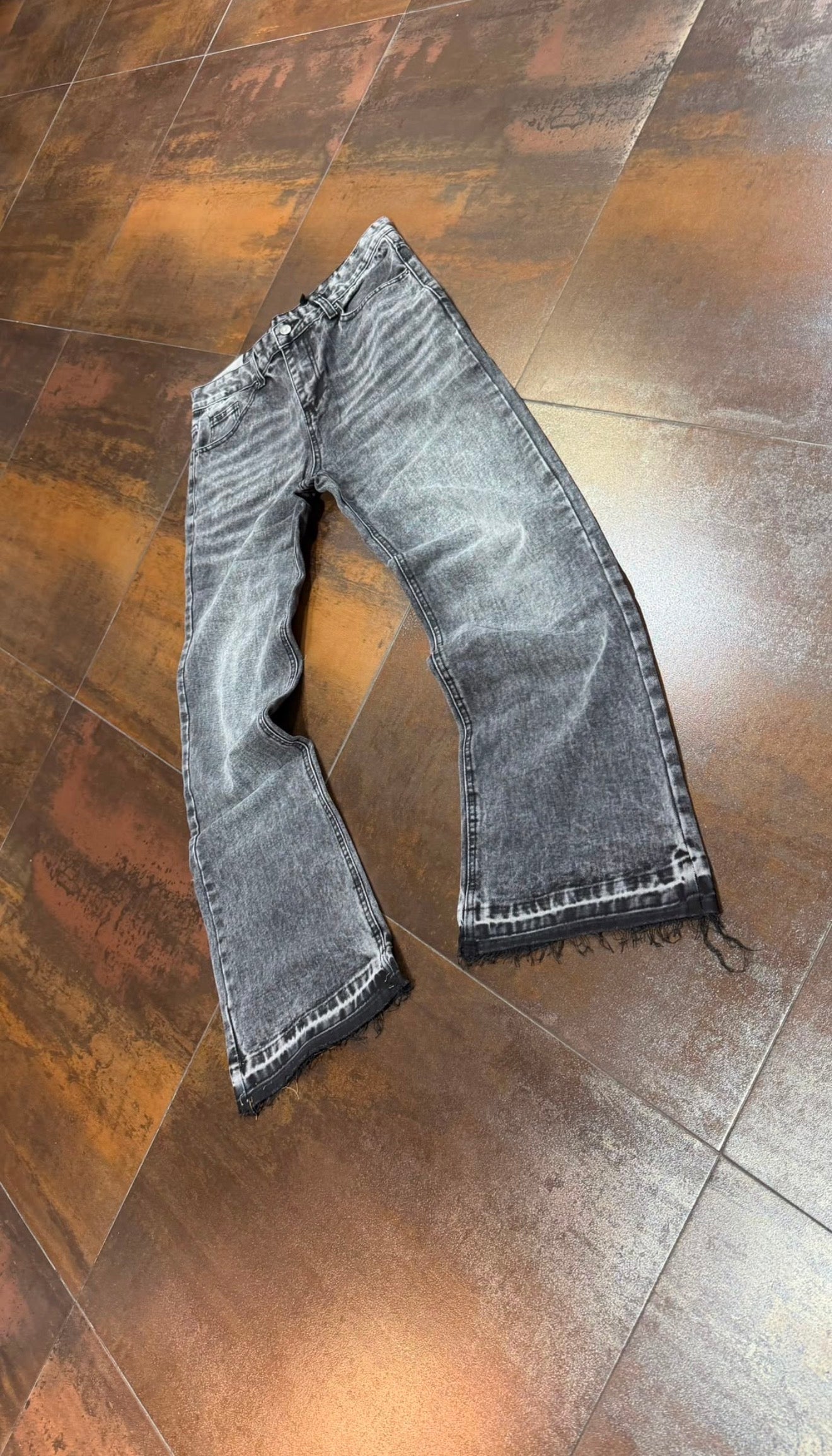 FLARE MART GREY