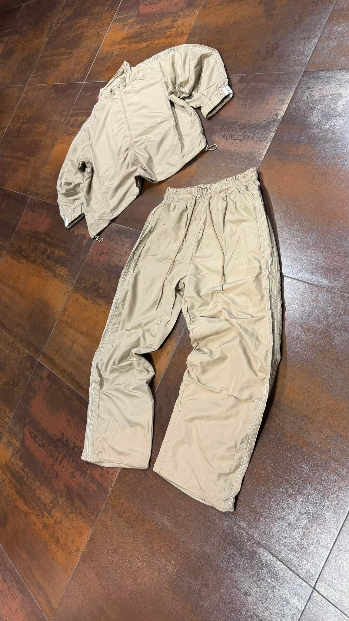COORDSET ALIEN BEIGE