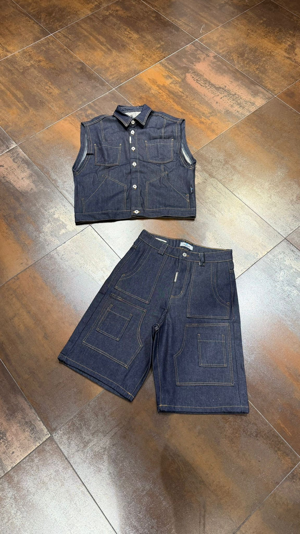 COORDINATO CIANOTIC SMANICATO