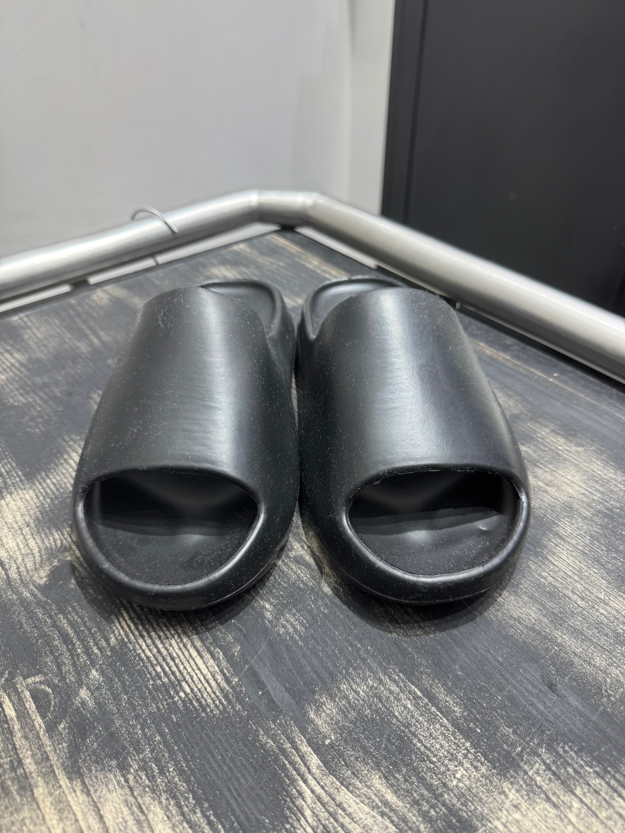 SLIDE HK