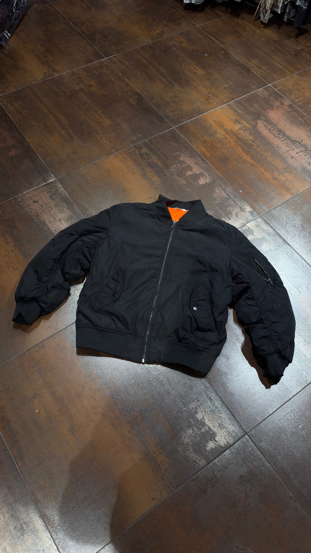 BOMBER HK AW BRAND