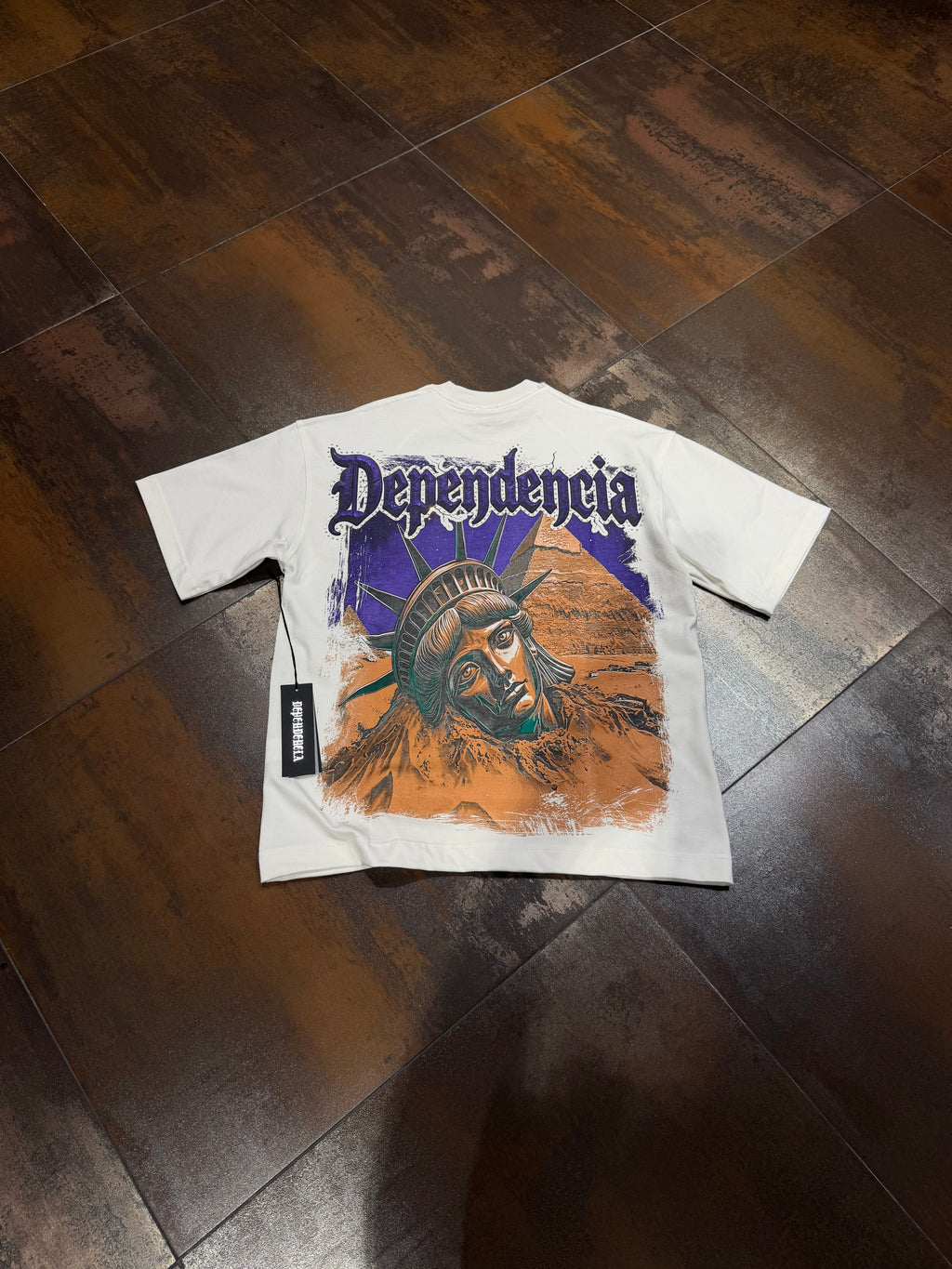 T-SHIRT DEPENDENCIA