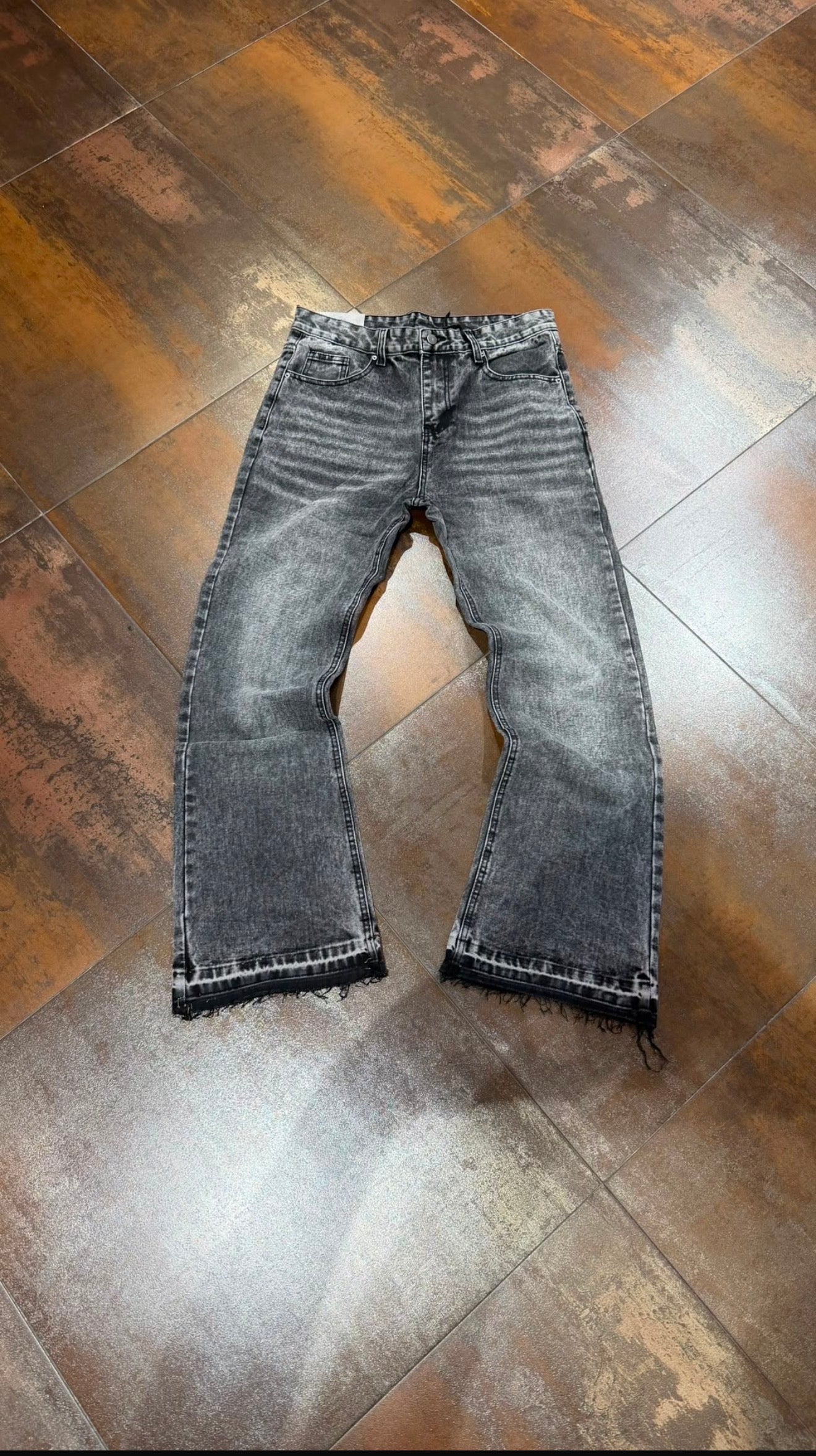 FLARE MART GREY