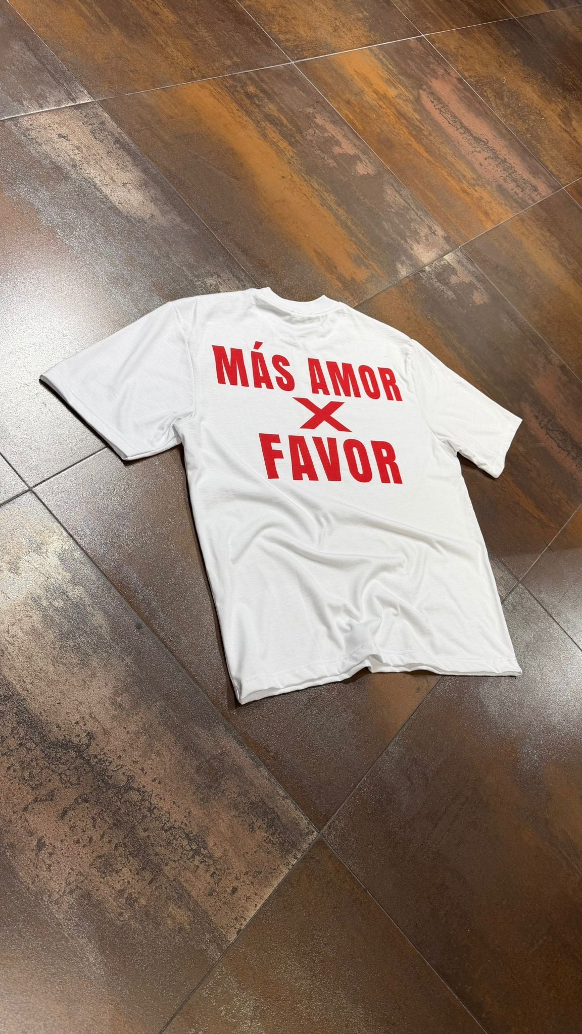 T-SHIRT MAS AMOR