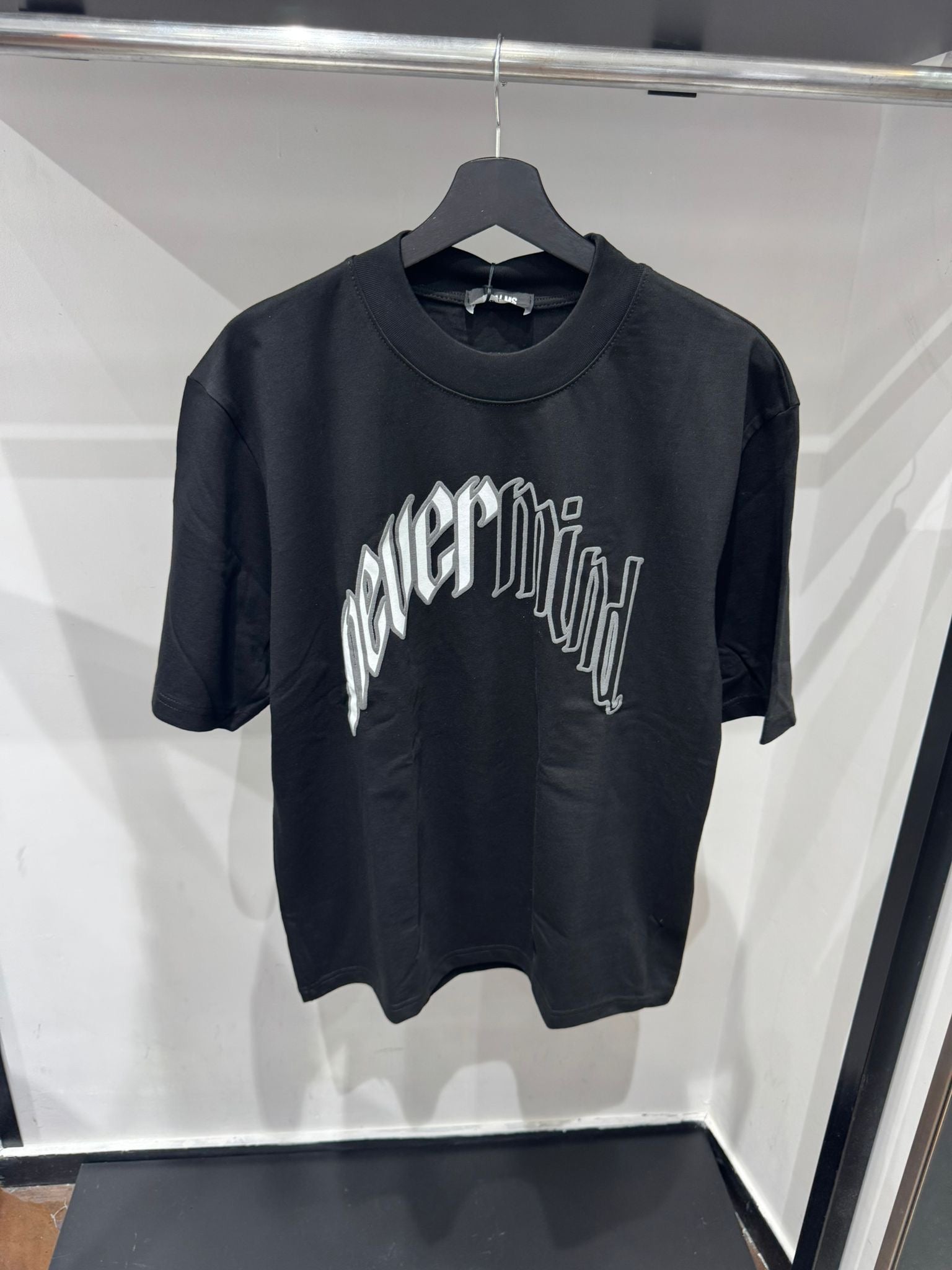 T-SHIRT NEVERMIND