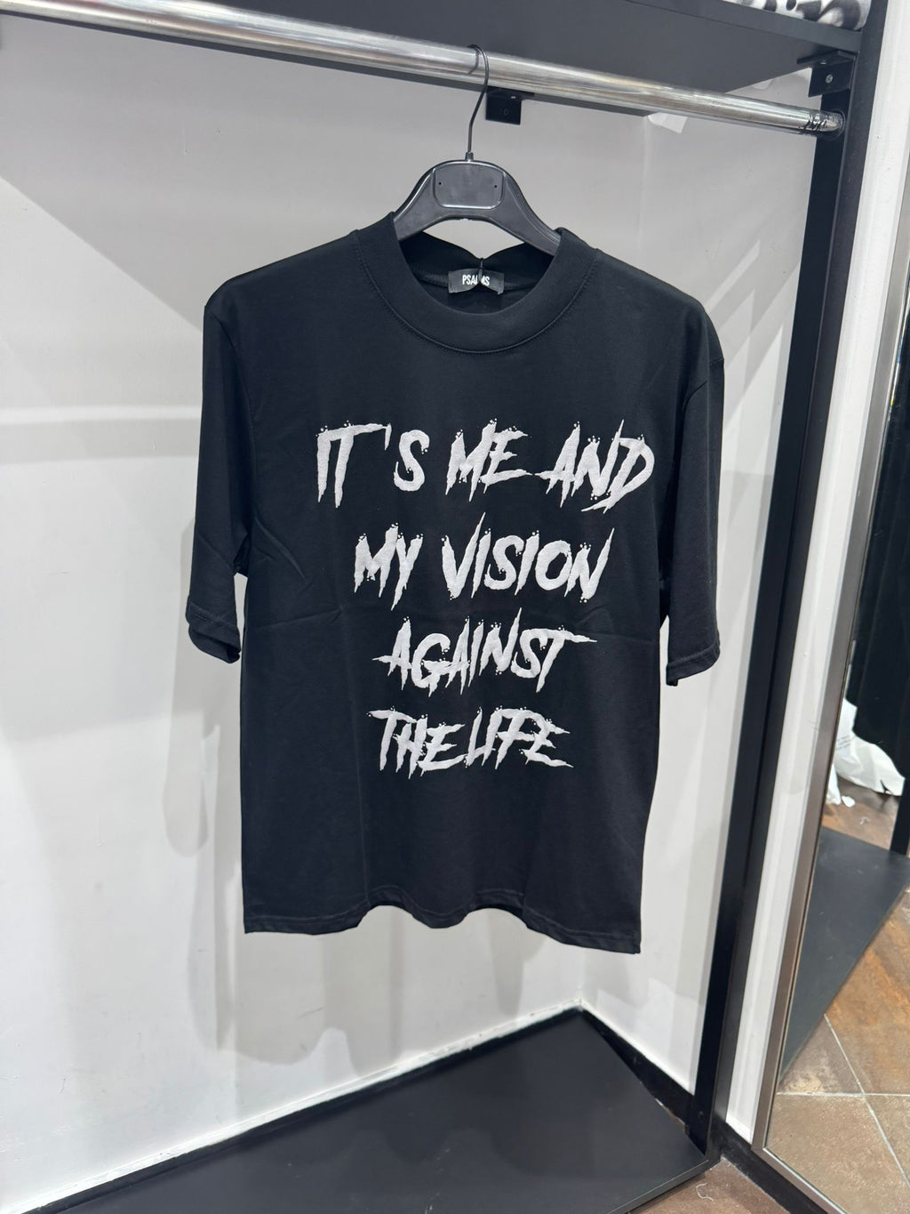 T-SHIRTS THE LIFE