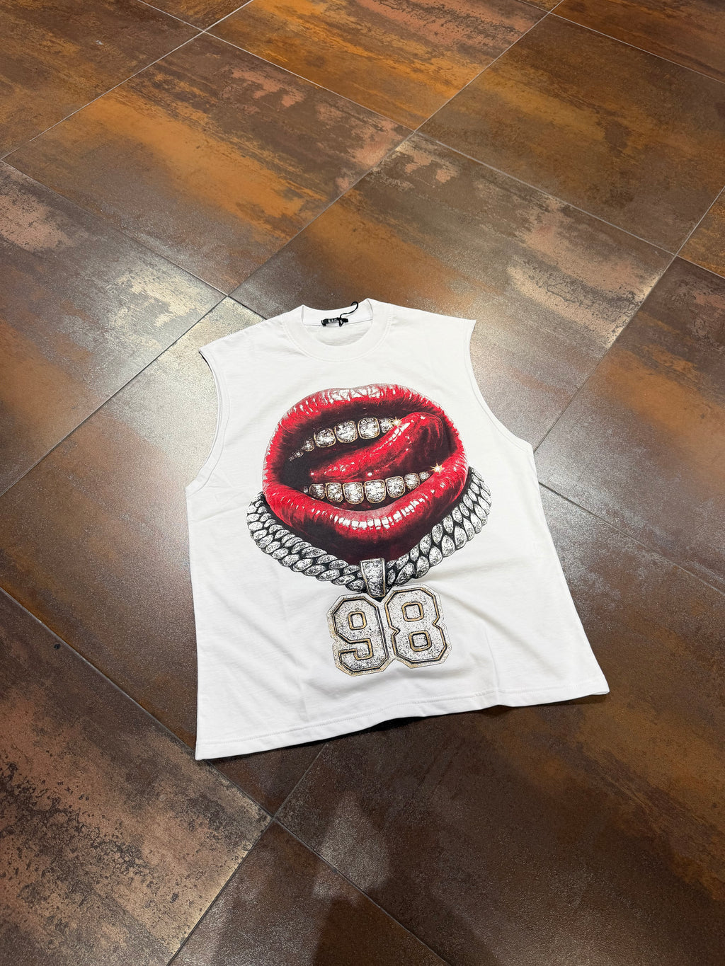 SMANICATO MOUTH