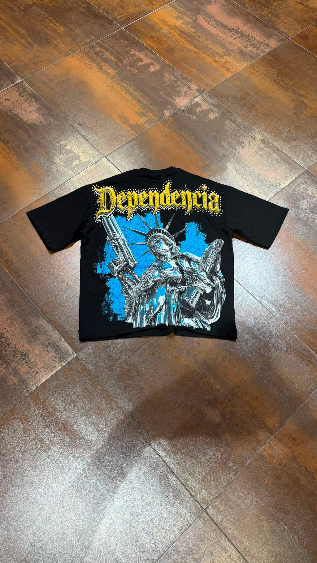 T-SHIRT DEPENDENCIA