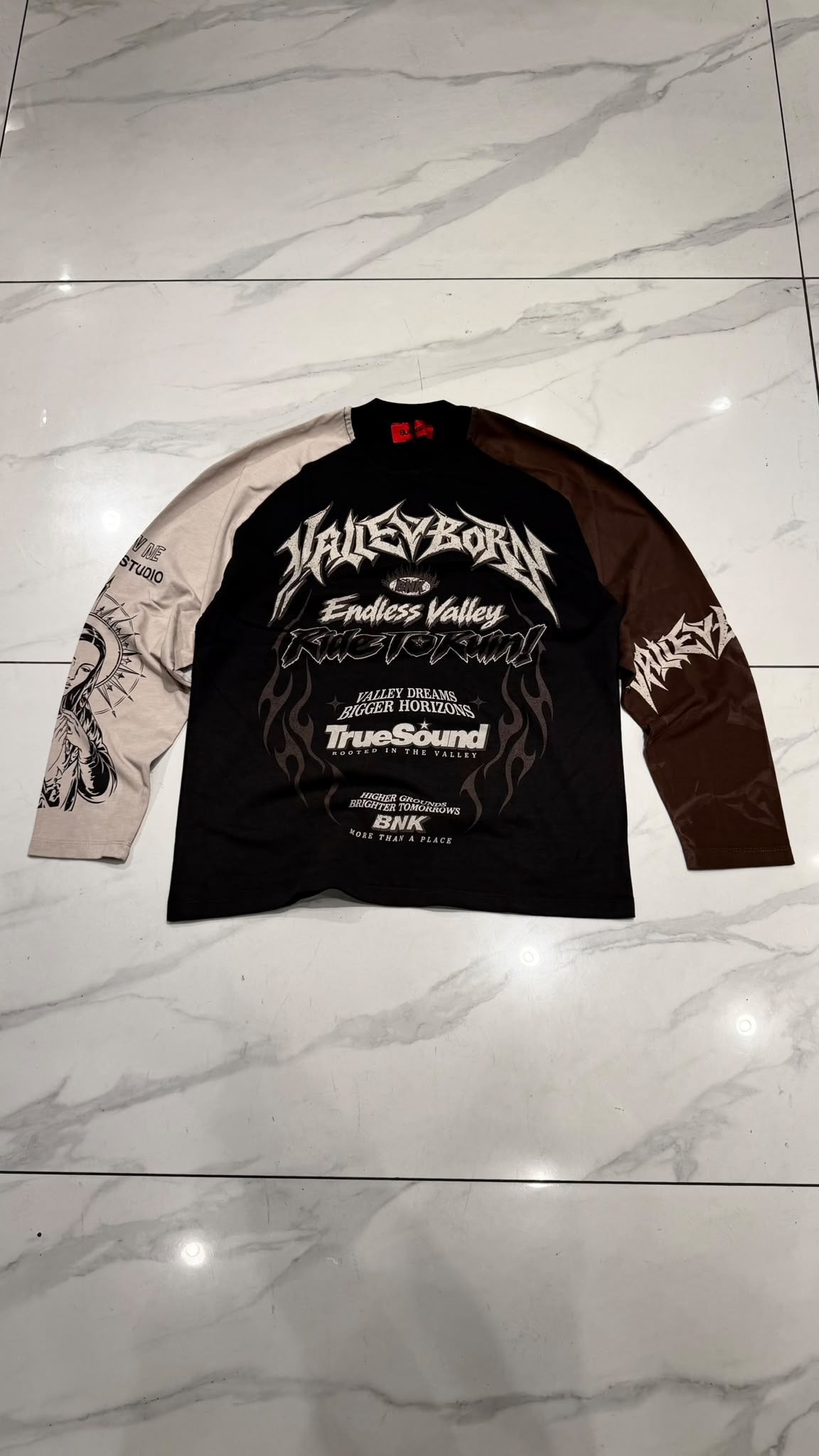 LONGSLEEVE