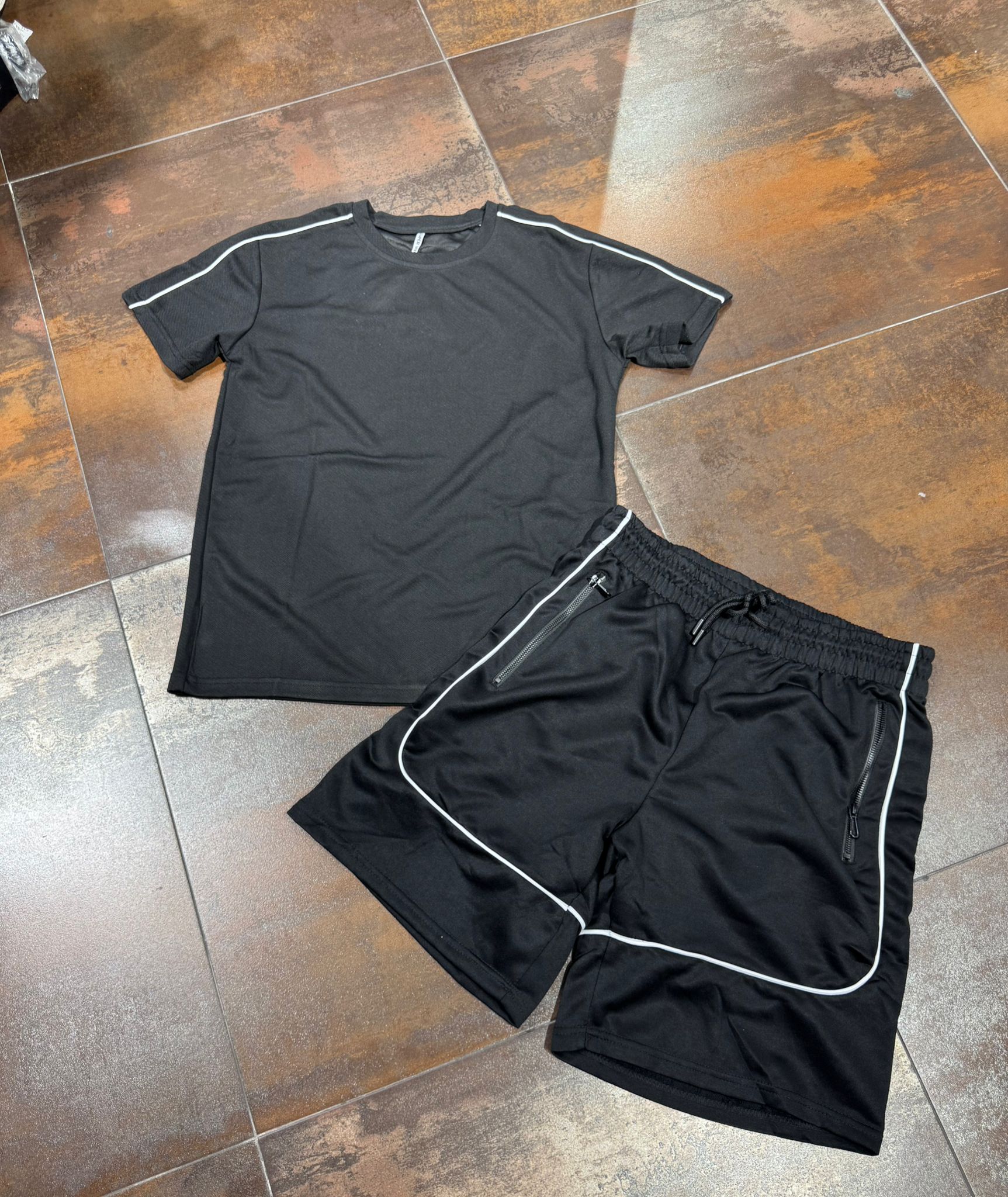 COORDINATO WHITE LINE