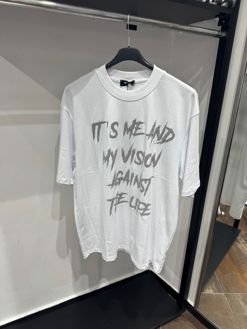 T-SHIRTS THE LIFE