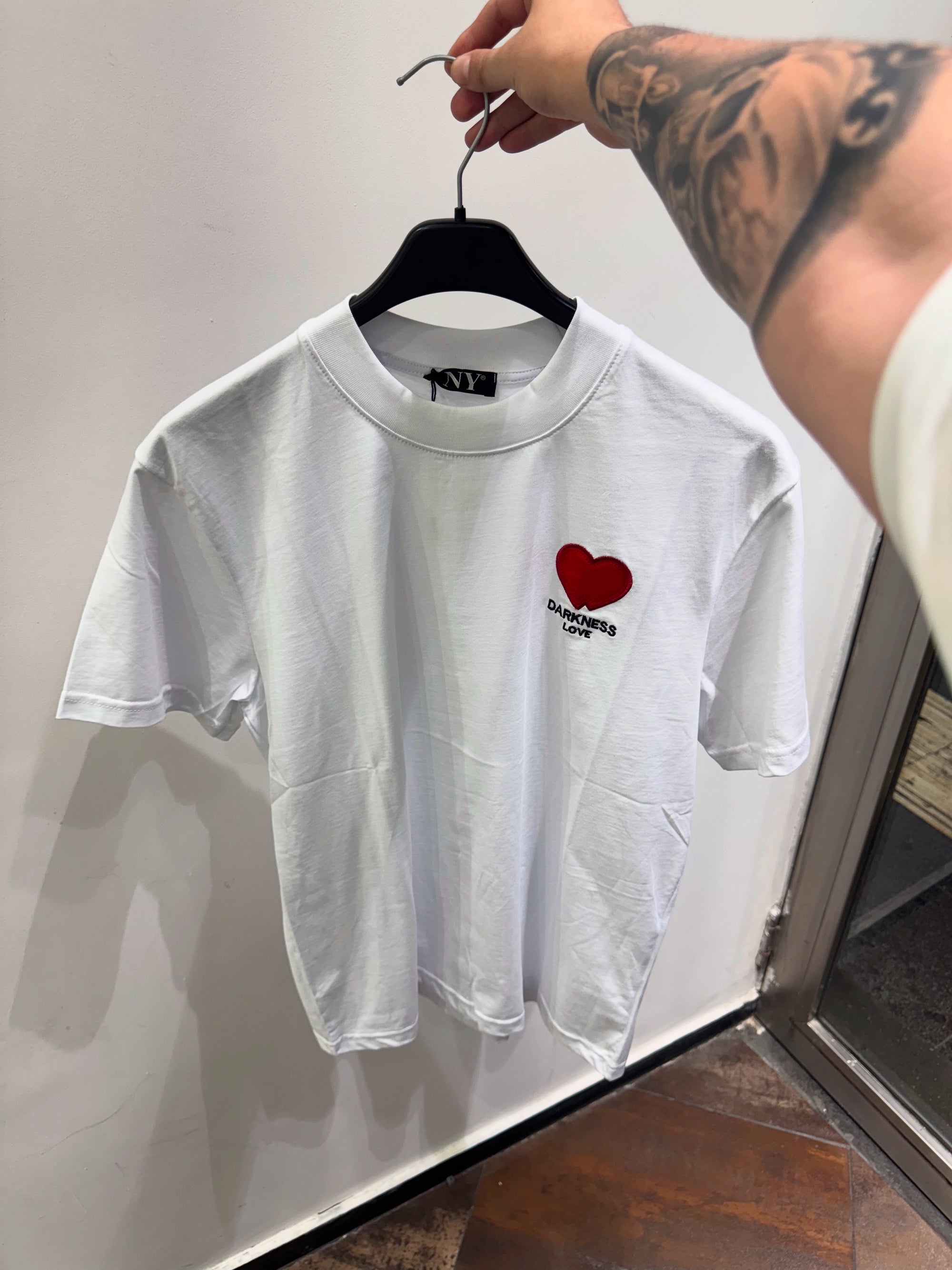 T-SHIRT HK