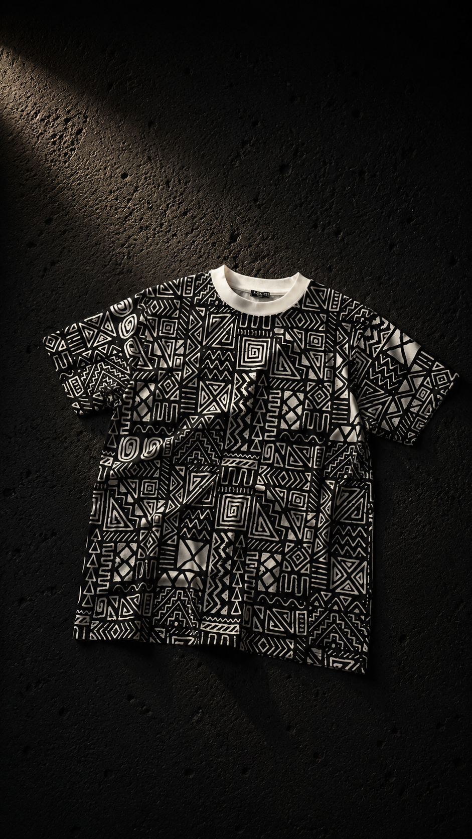 T-SHIRT AW BRAND