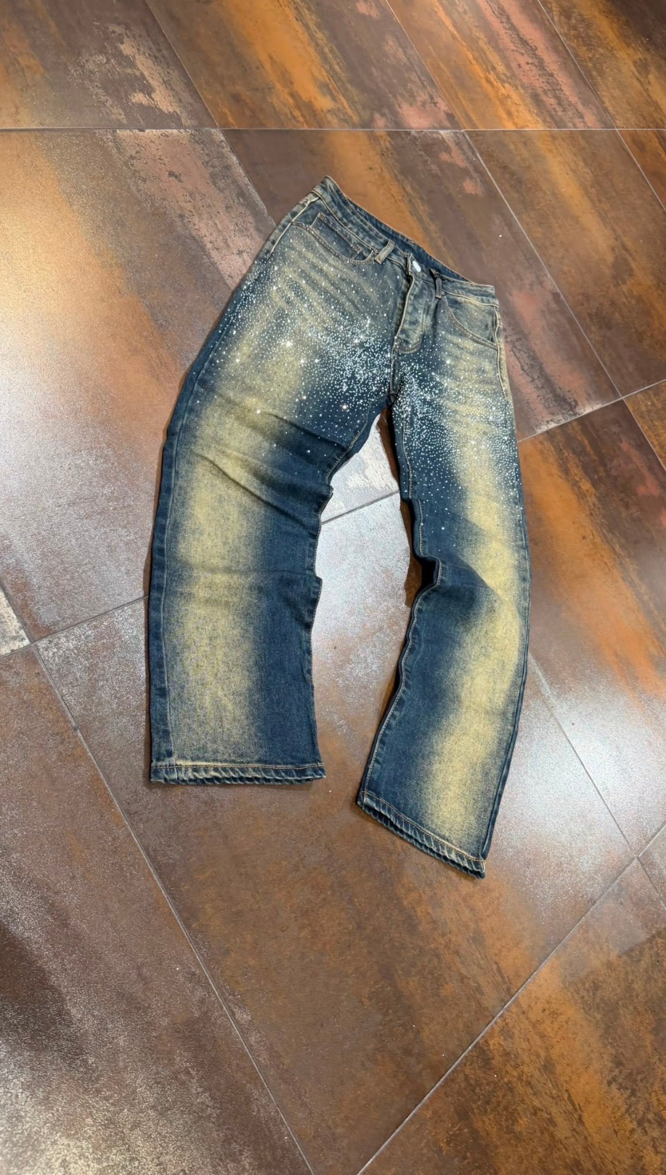 JEANS DIAMONDS PAPER