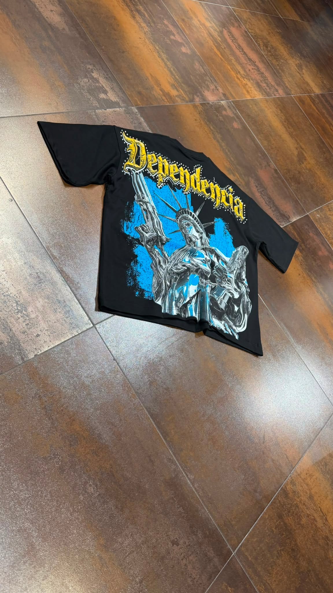 T-SHIRT DEPENDENCIA